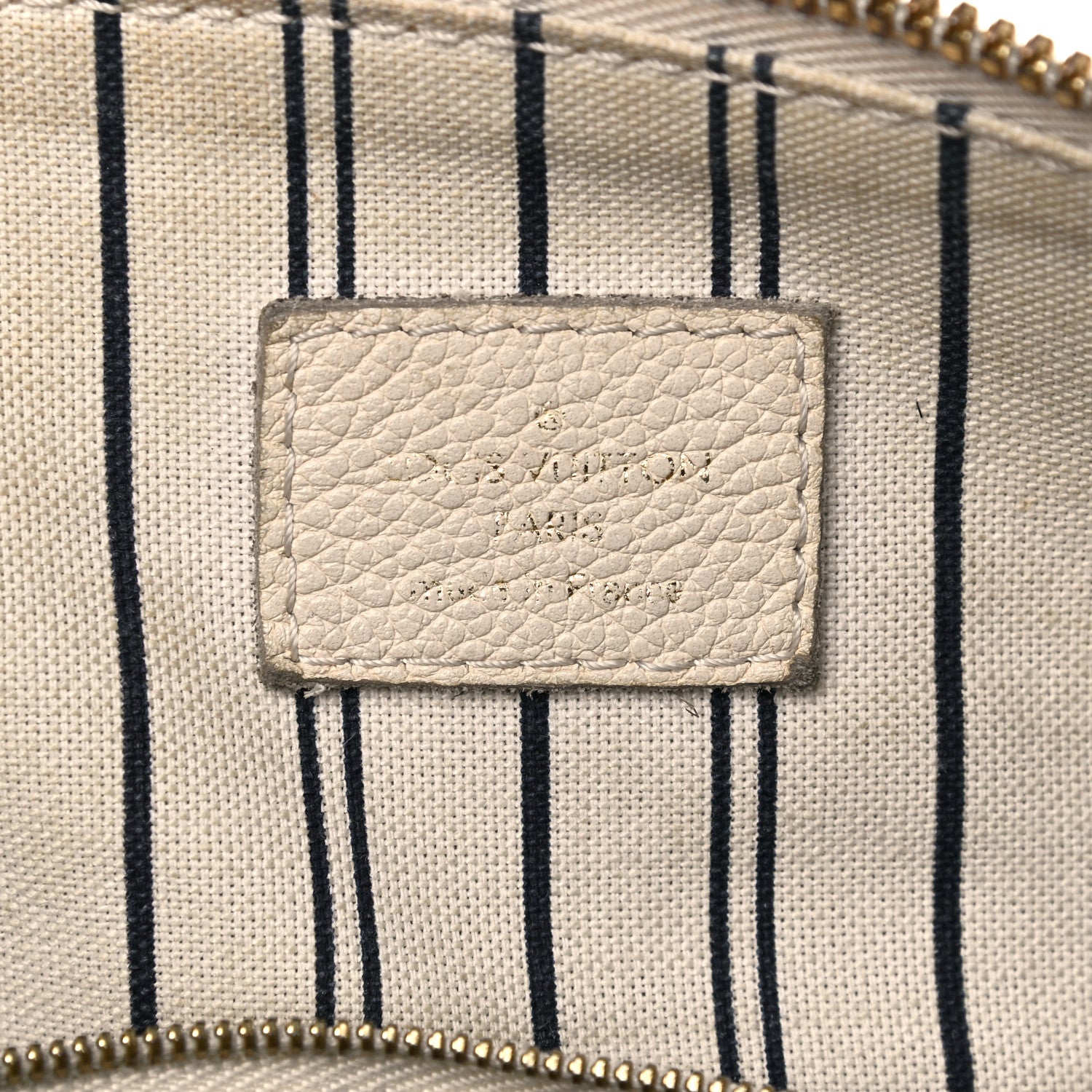 Louis Vuitton Empreinte Lumineuse PM Neige 6 of 17