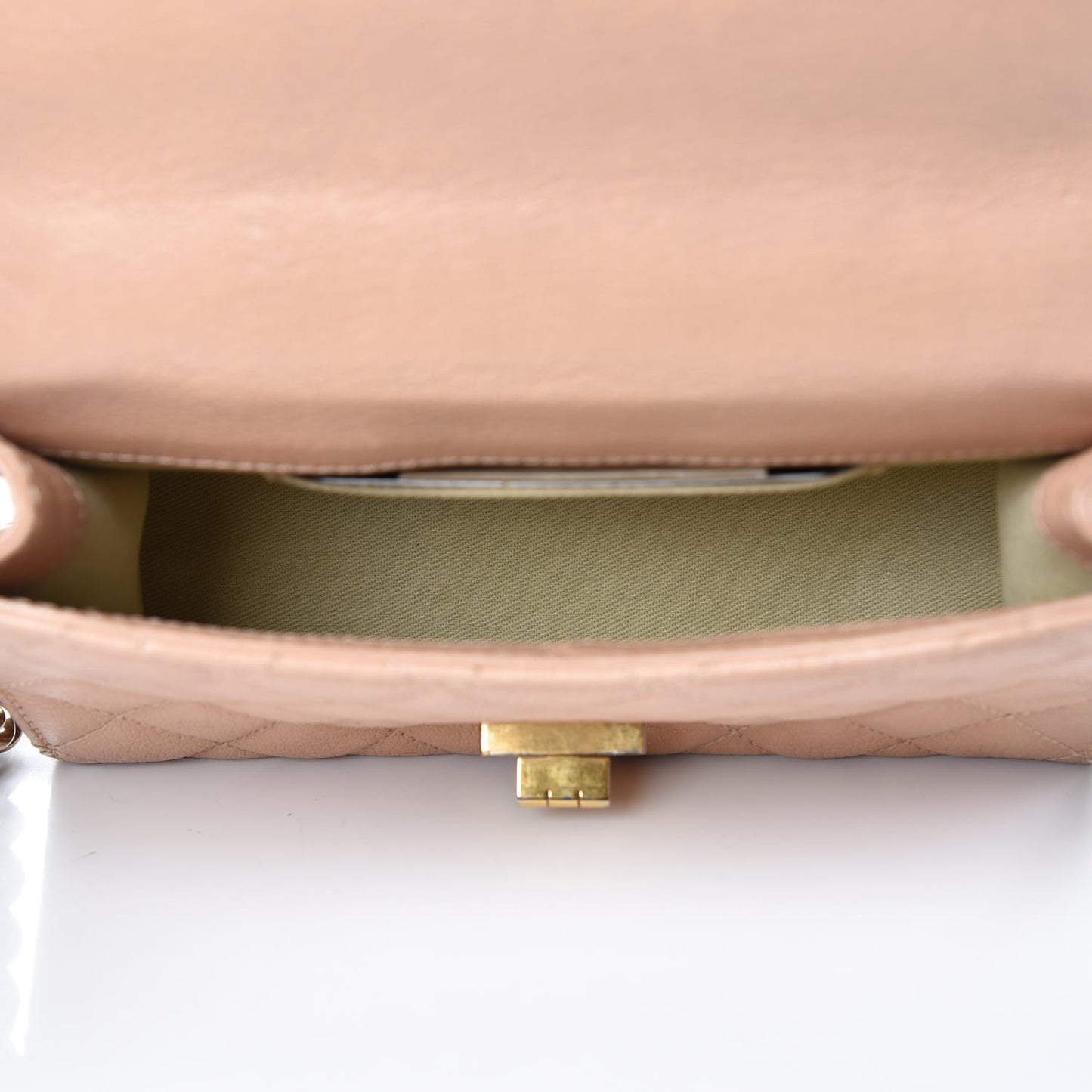 Goatskin Quilted Rita Flap Beige