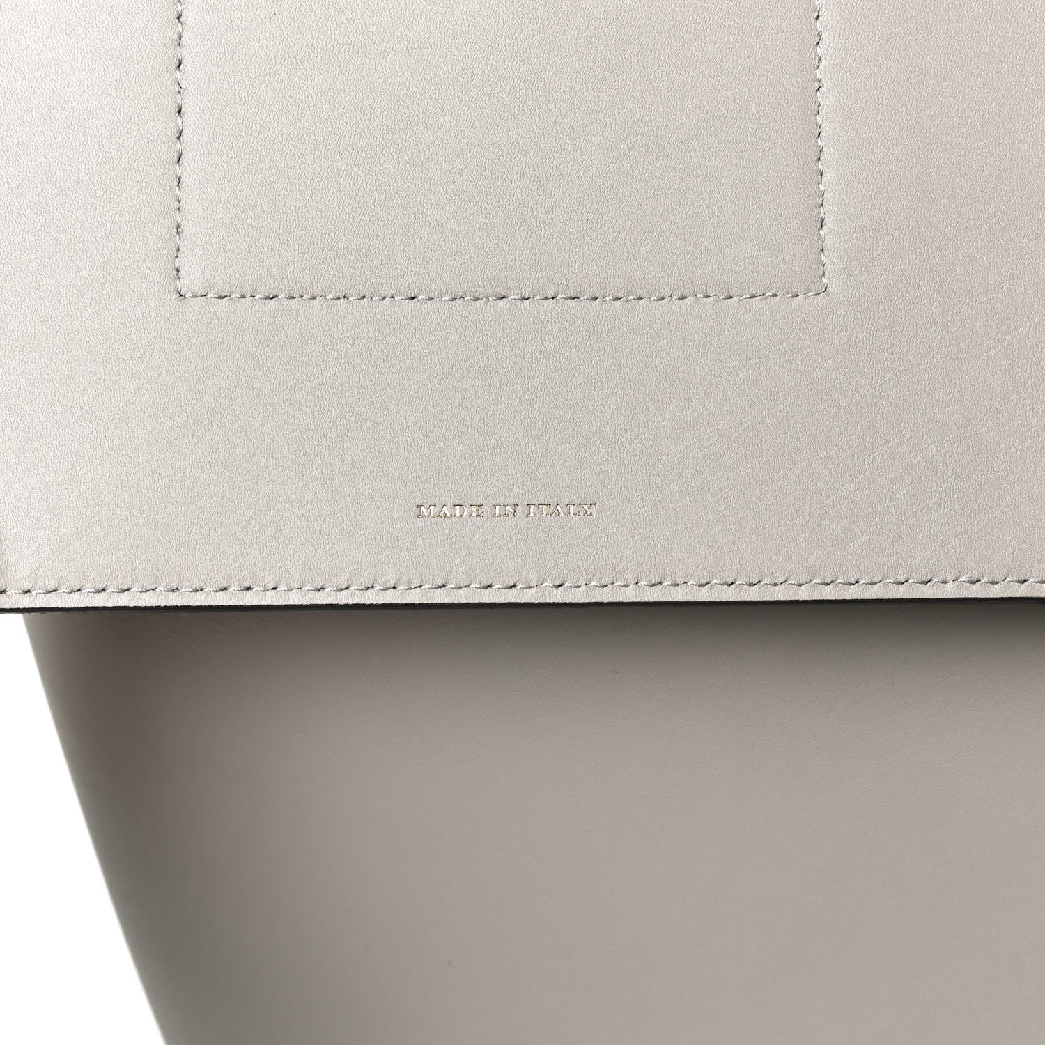 Burberry Supple Calfskin Medium Bucket Limestone 7 of 16