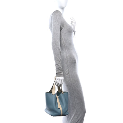 Hermes Taurillon Clemence Picotin 22 MM Ciel Parchemin 2 of 12