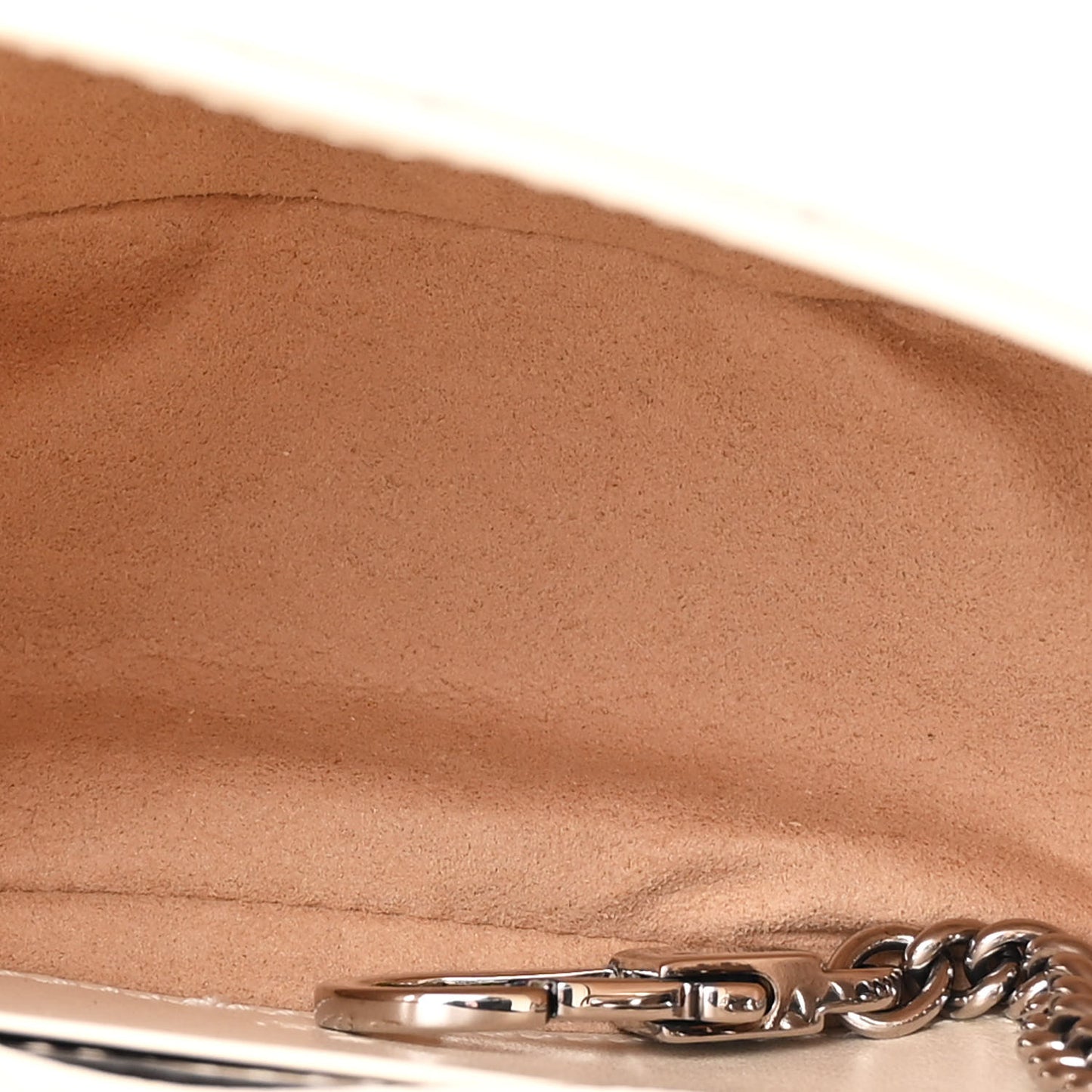 Calfskin Matelasse Monochrome GG Marmont Chain Mini Belt Bag Mystic White