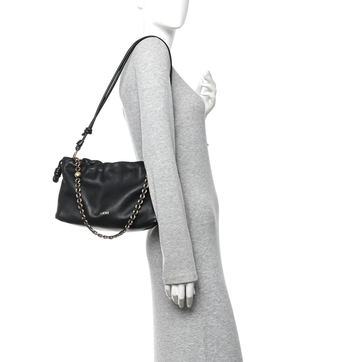 Mellow Nappa Medium Donut Chain Flamenco Knot Clutch Black