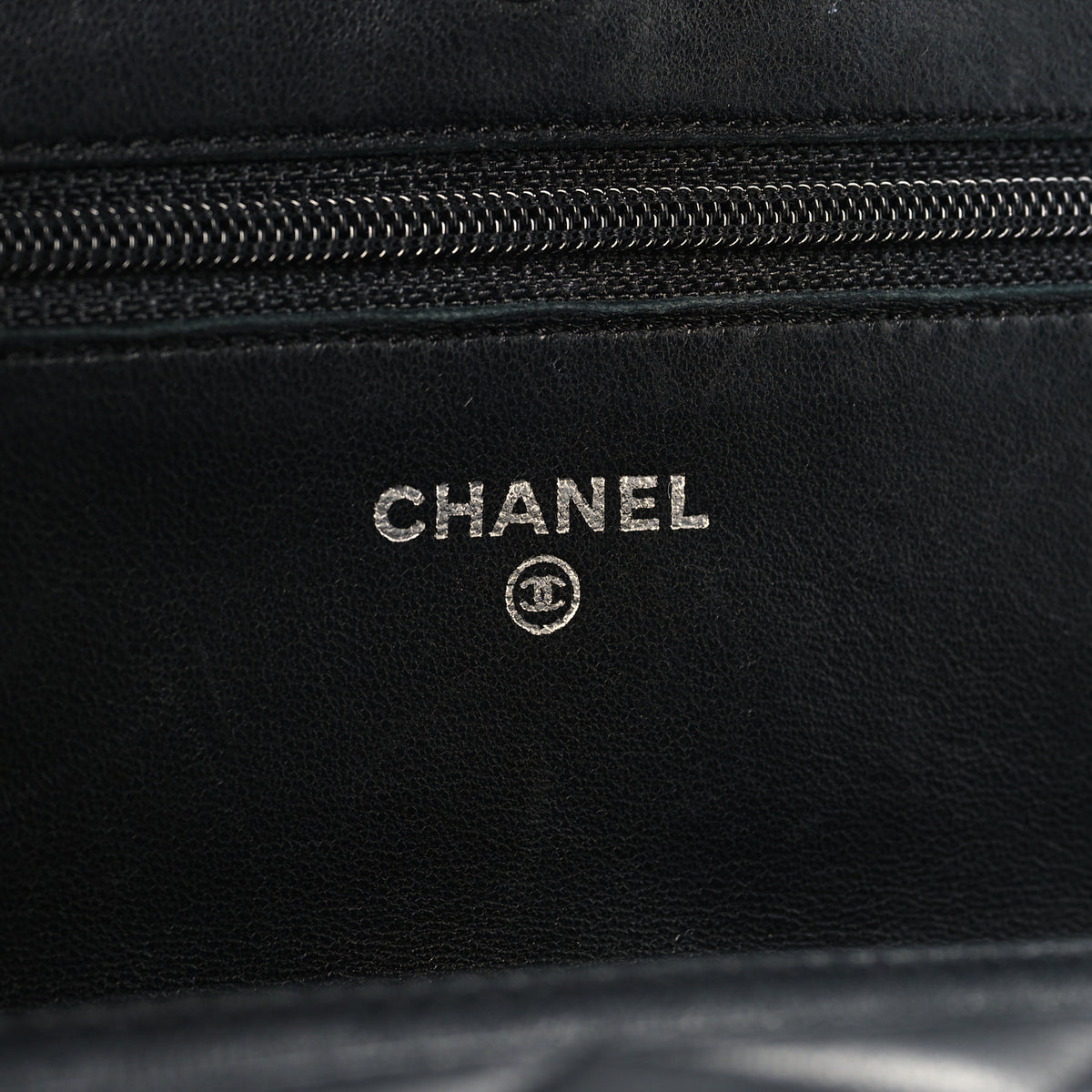 Lambskin Quilted Wallet On Chain WOC Black