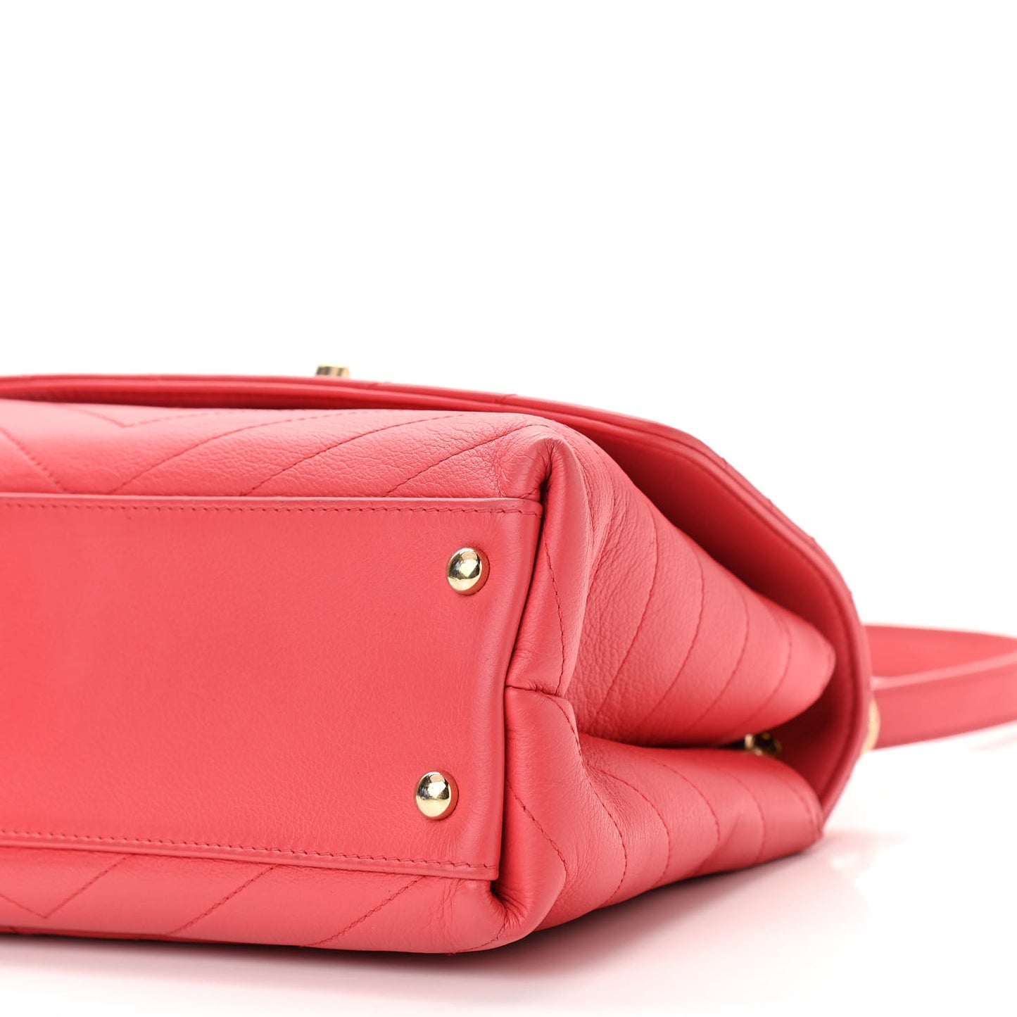 Grained Calfskin Small Chevron Chic Top Handle Flap Red