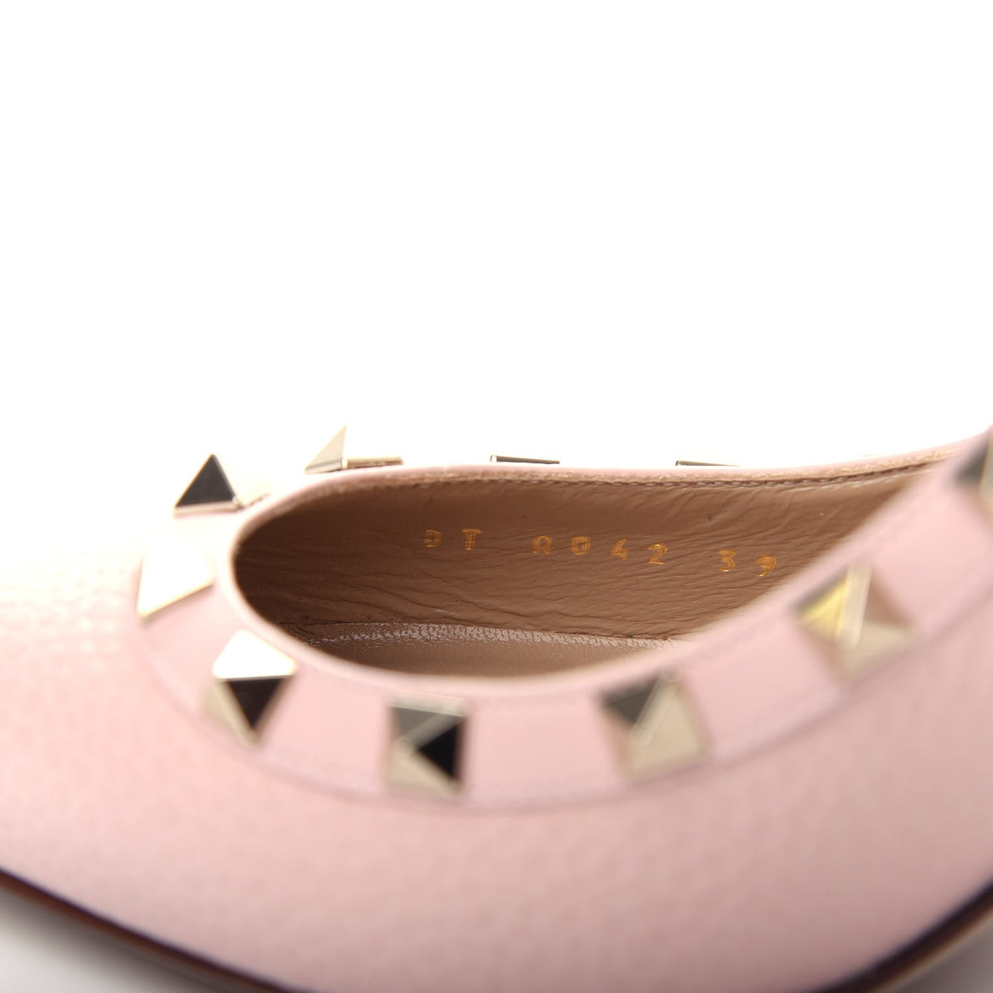 Pebbled Calfskin Rockstud 85mm Pumps 39 Rose Quartz