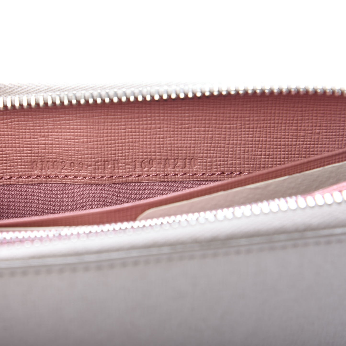 Vitello Elite Crystal Eye Monster Zip Around Wallet Grigio Polvere Ribes Multicolor