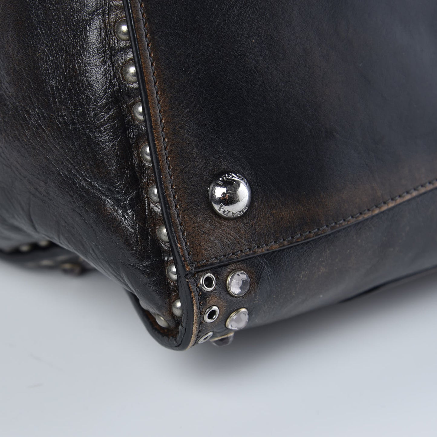 Vitello Vintage Studded Twin Pocket Tote Ebano