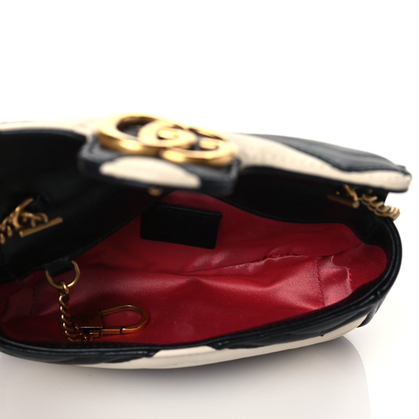 Calfskin Matelasse Super Mini GG Marmont Shoulder Bag Black White