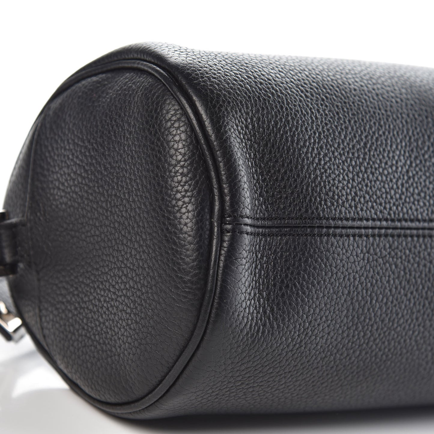 HOMME Grained Calfskin Mens Roller Pouch Black