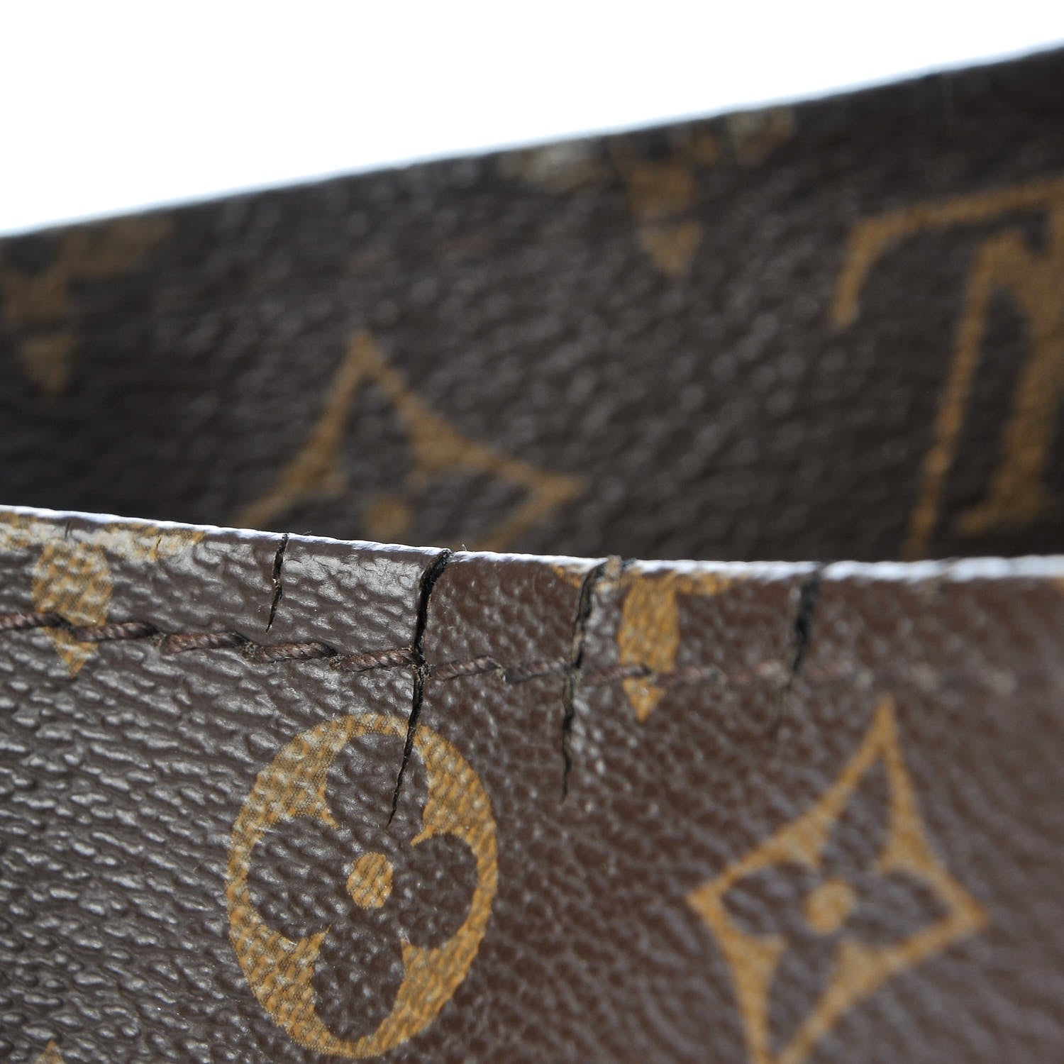 Louis Vuitton Monogram Artsy MM 14 of 15