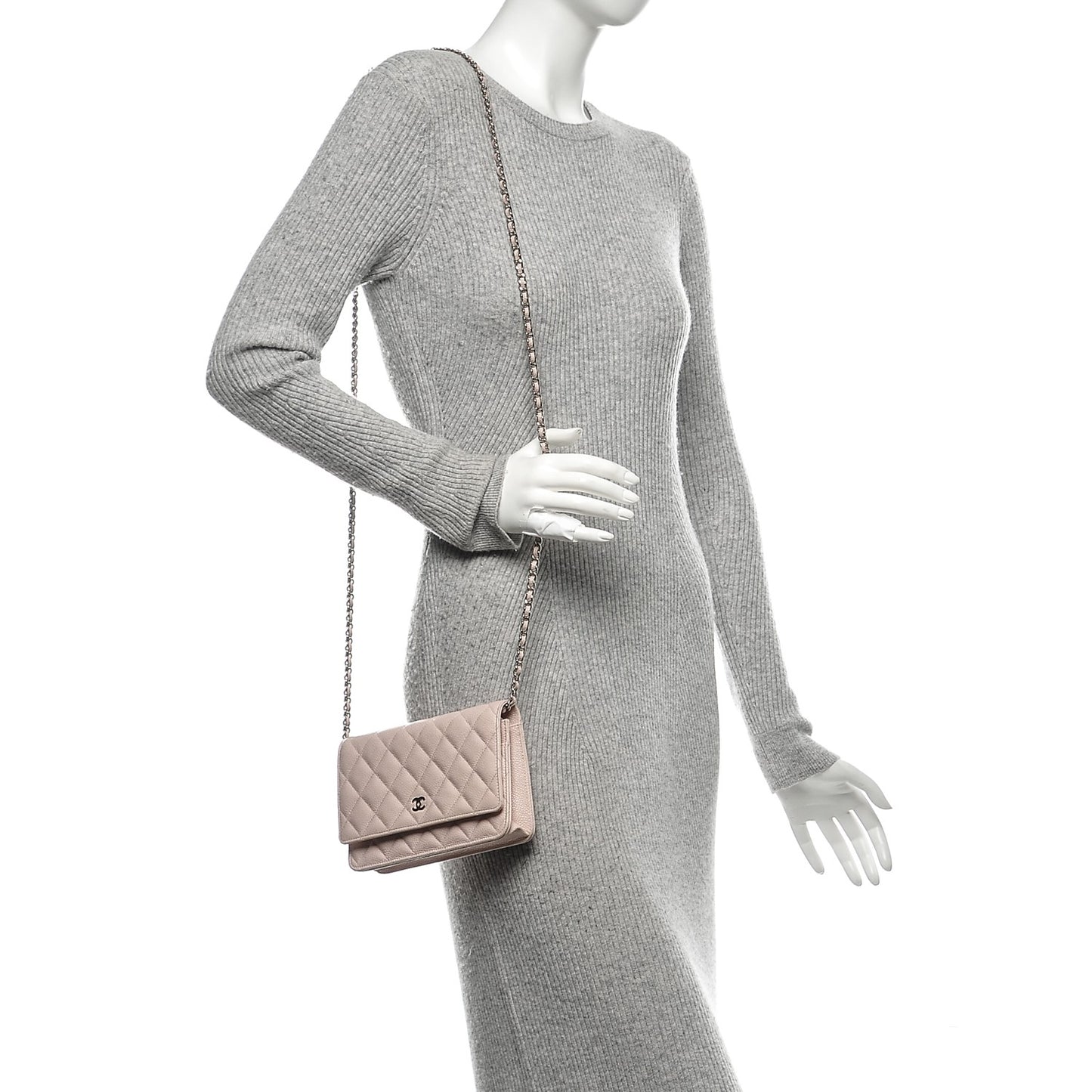 Pearly Caviar Quilted Wallet On Chain WOC Pink