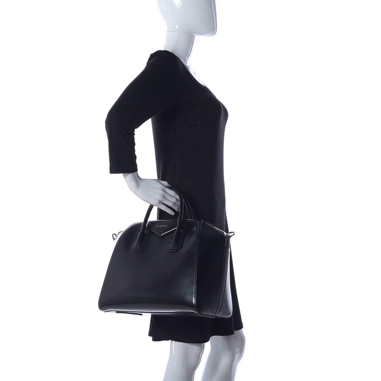 Shiny Lord Calfskin Medium Antigona Black