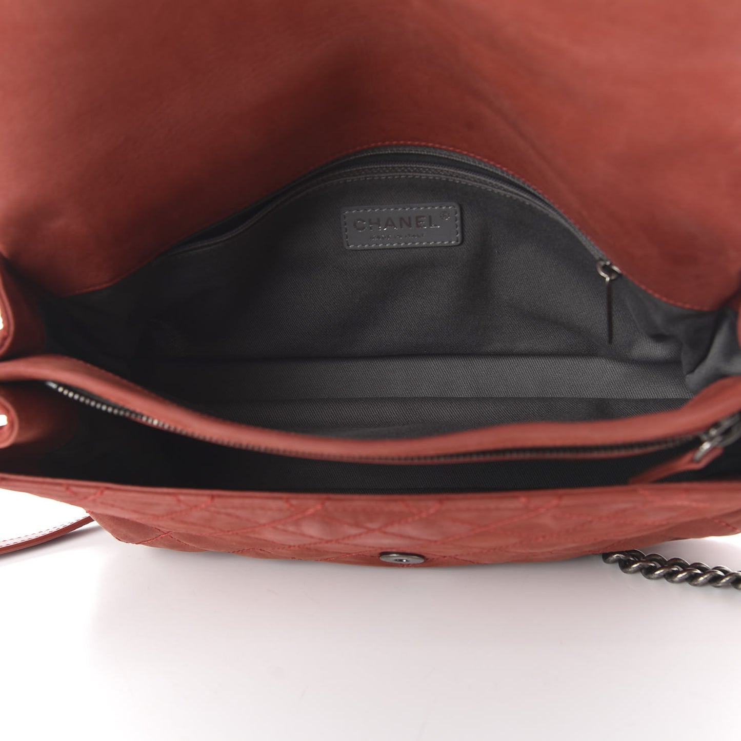 Iridescent Calfskin Large Coco Daily Flap Red