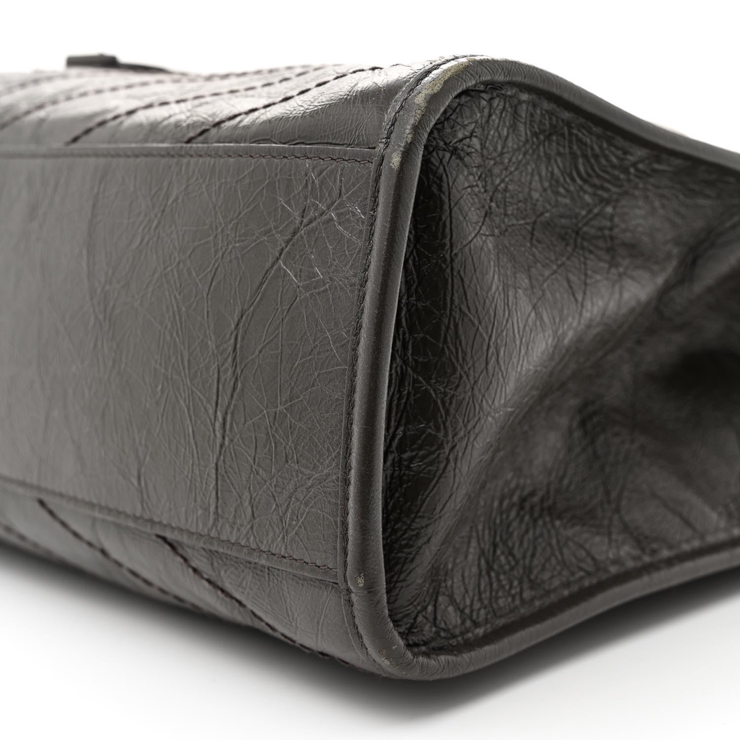 Saint Laurent Crinkled Calfskin Matelasse Monogram Niki Shoulder Bag Storm 10 of 12