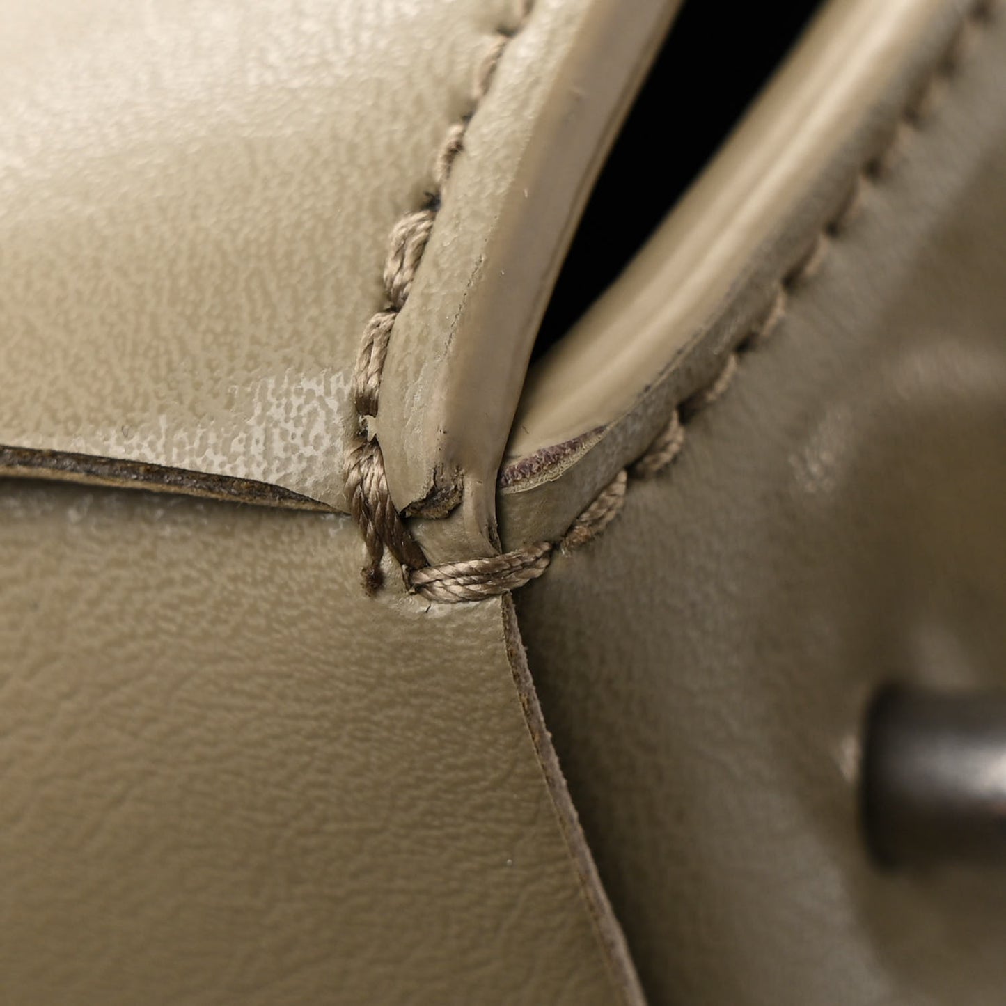 Calfskin Maxi Intreccio Cassette With Strap Bag Taupe