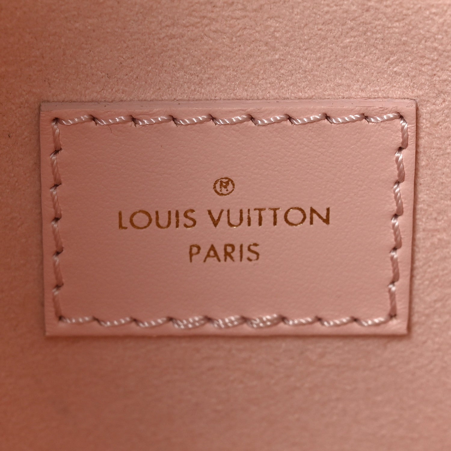 Louis Vuitton Empreinte Monogram Giant Onthego PM Opale Pink 6 of 9