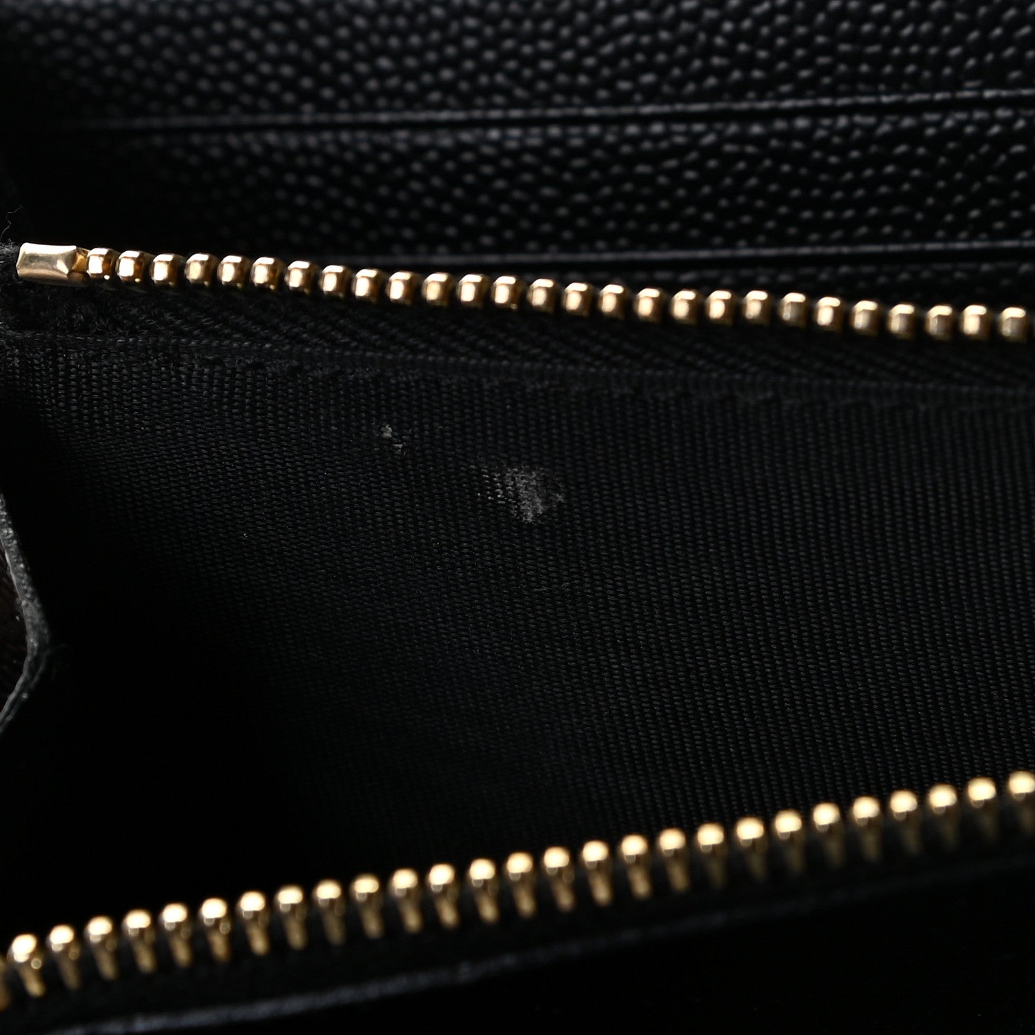 Saint Laurent Grain De Poudre Matelasse Chevron Monogram Zip Around Wallet Black 6 of 8