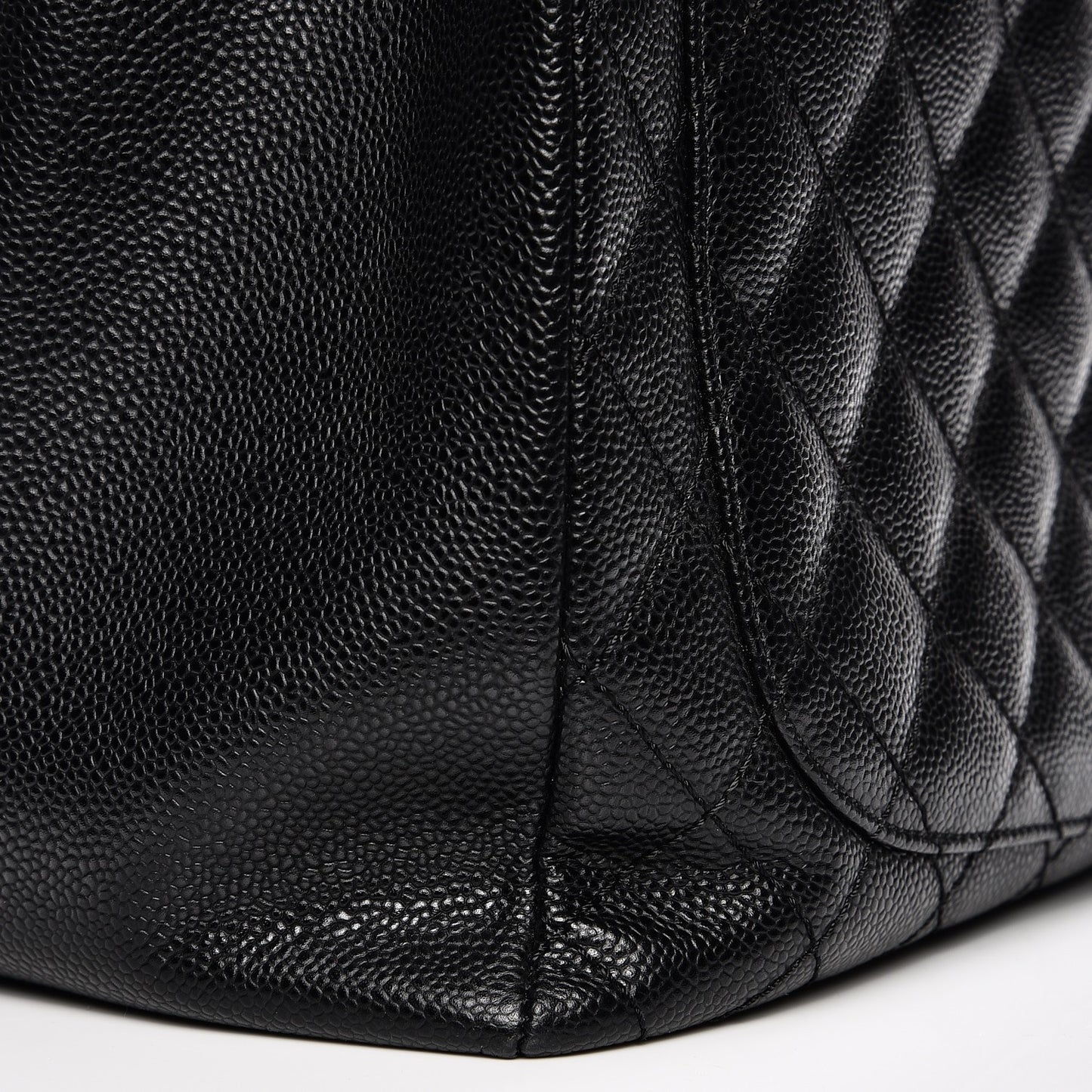 Caviar Quilted Grand Shopping Tote GST Black