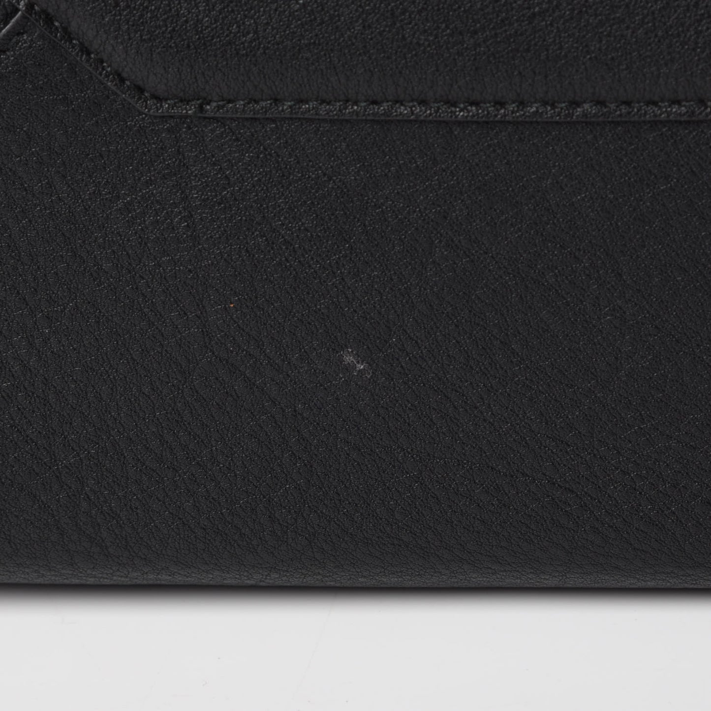 Grained Calfskin Gold Metallic Edge Hardware Papier A4 Tote Black