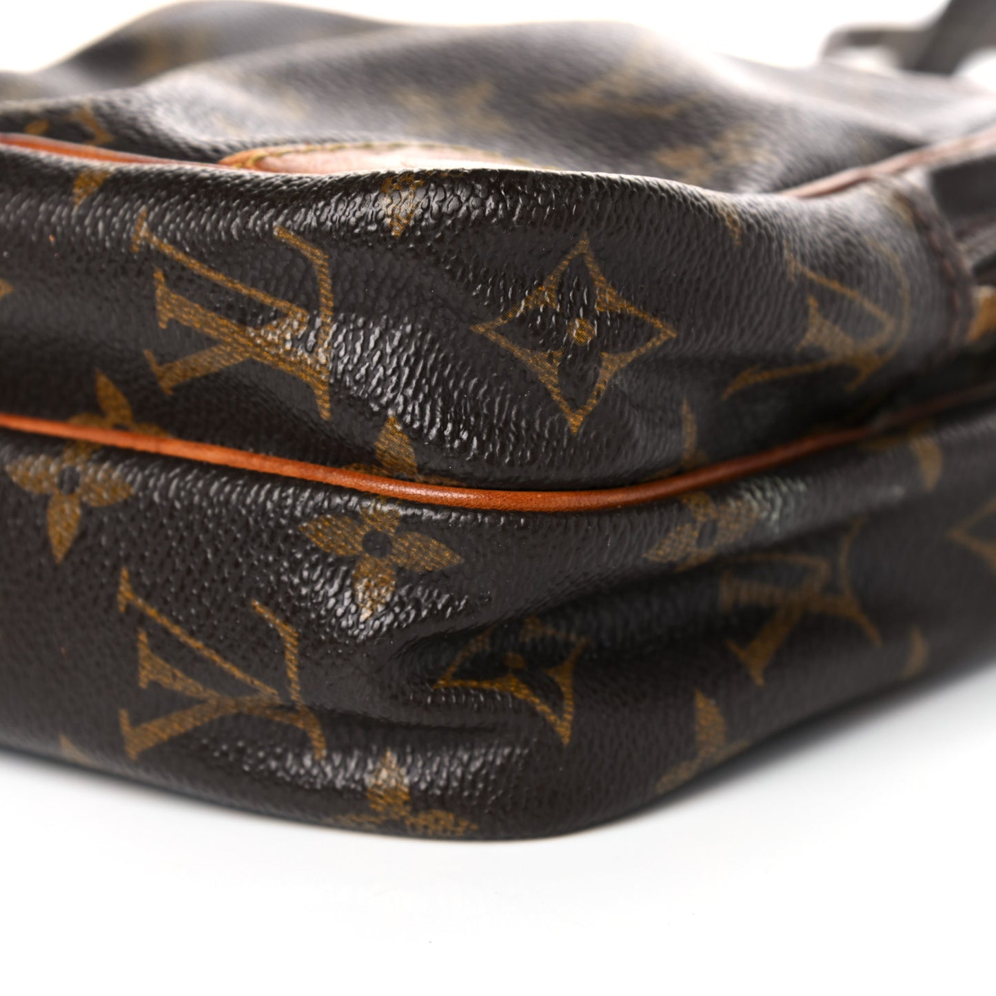 Monogram Amazone