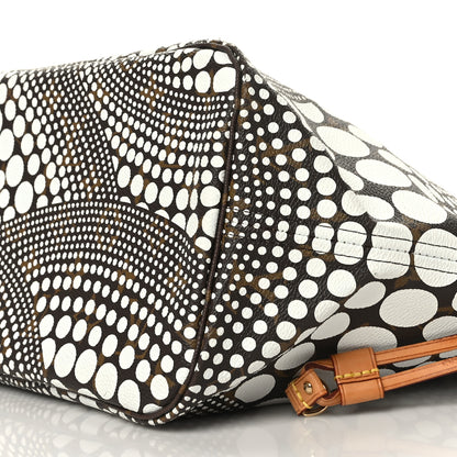 Louis Vuitton Monogram Kusama Waves Neverfull MM White 9 of 9