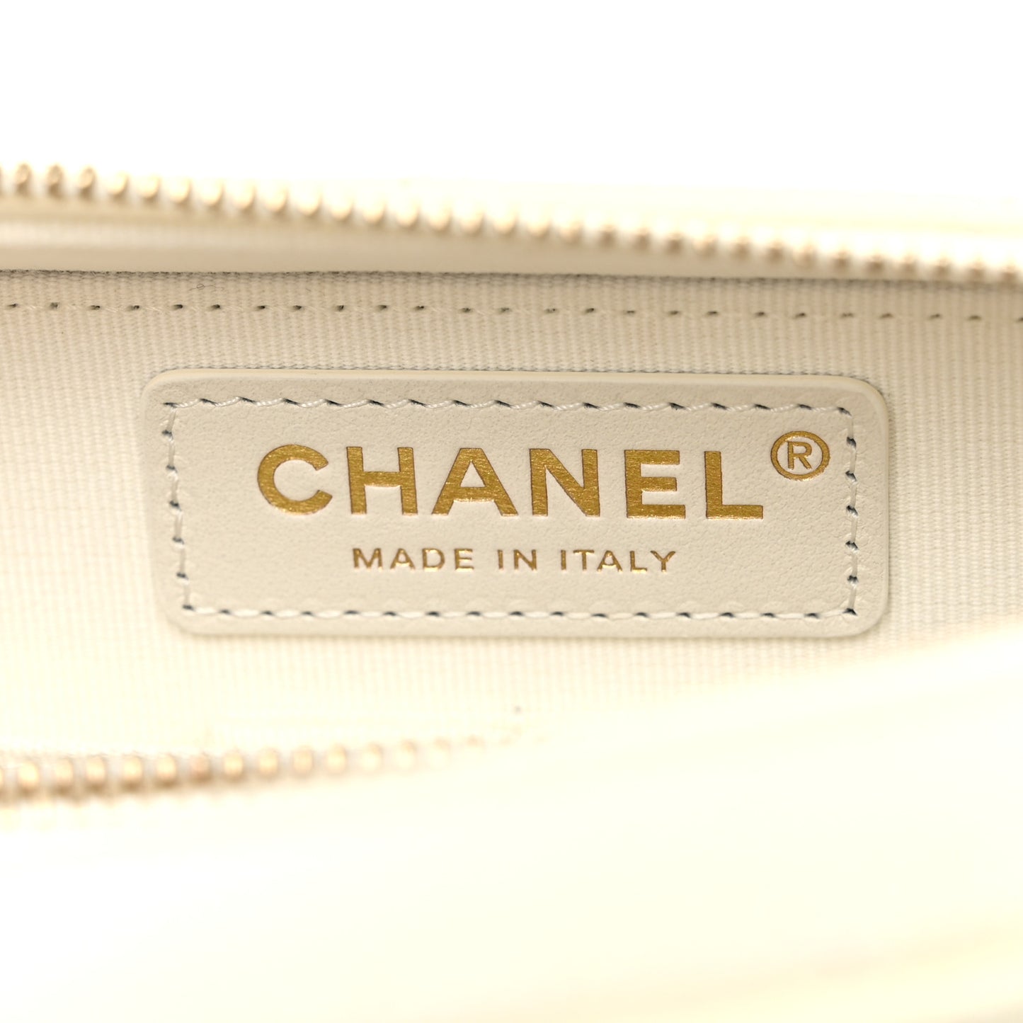 Caviar Quilted Top Handle Vanity Case White
