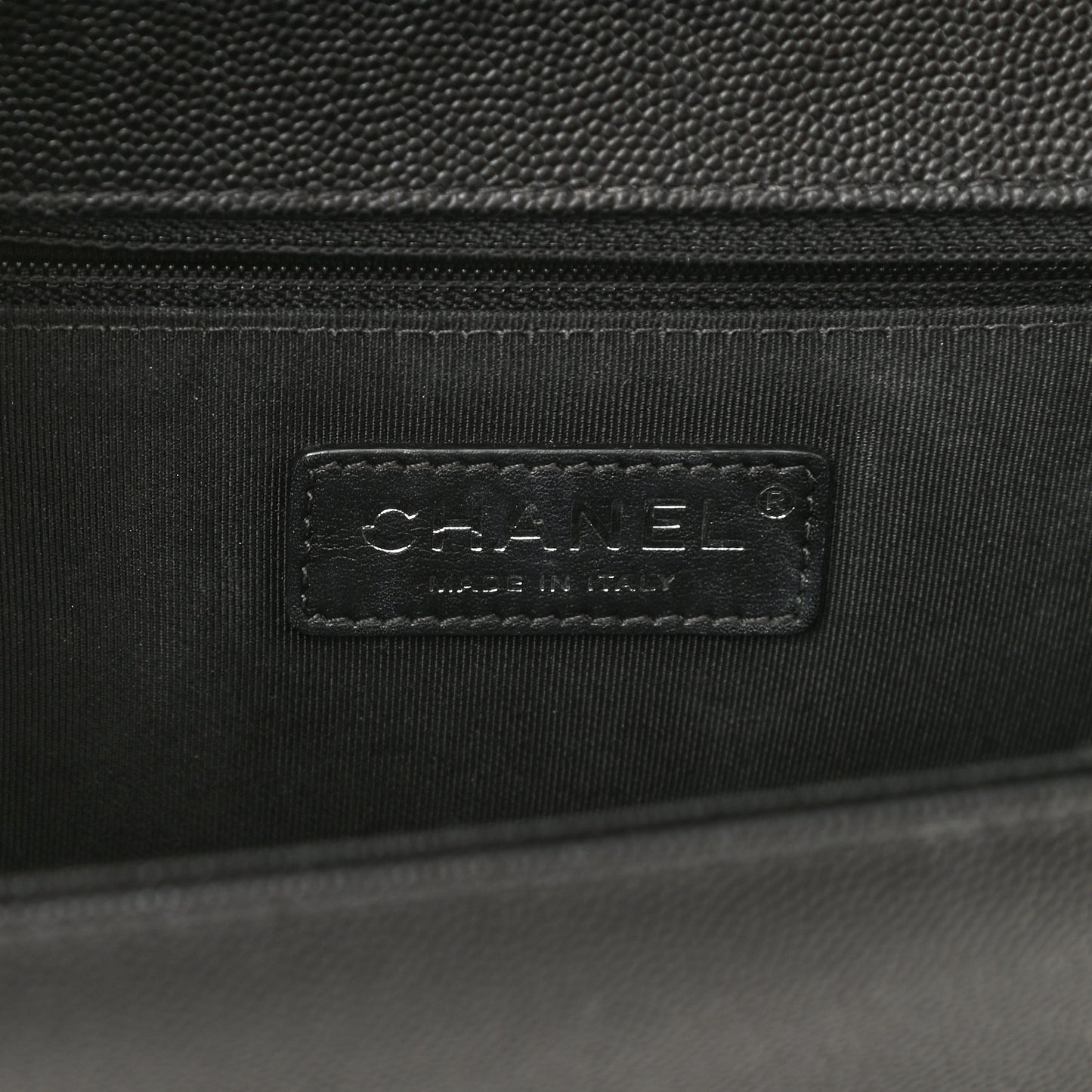 Caviar Quilted New Medium Boy Flap Black