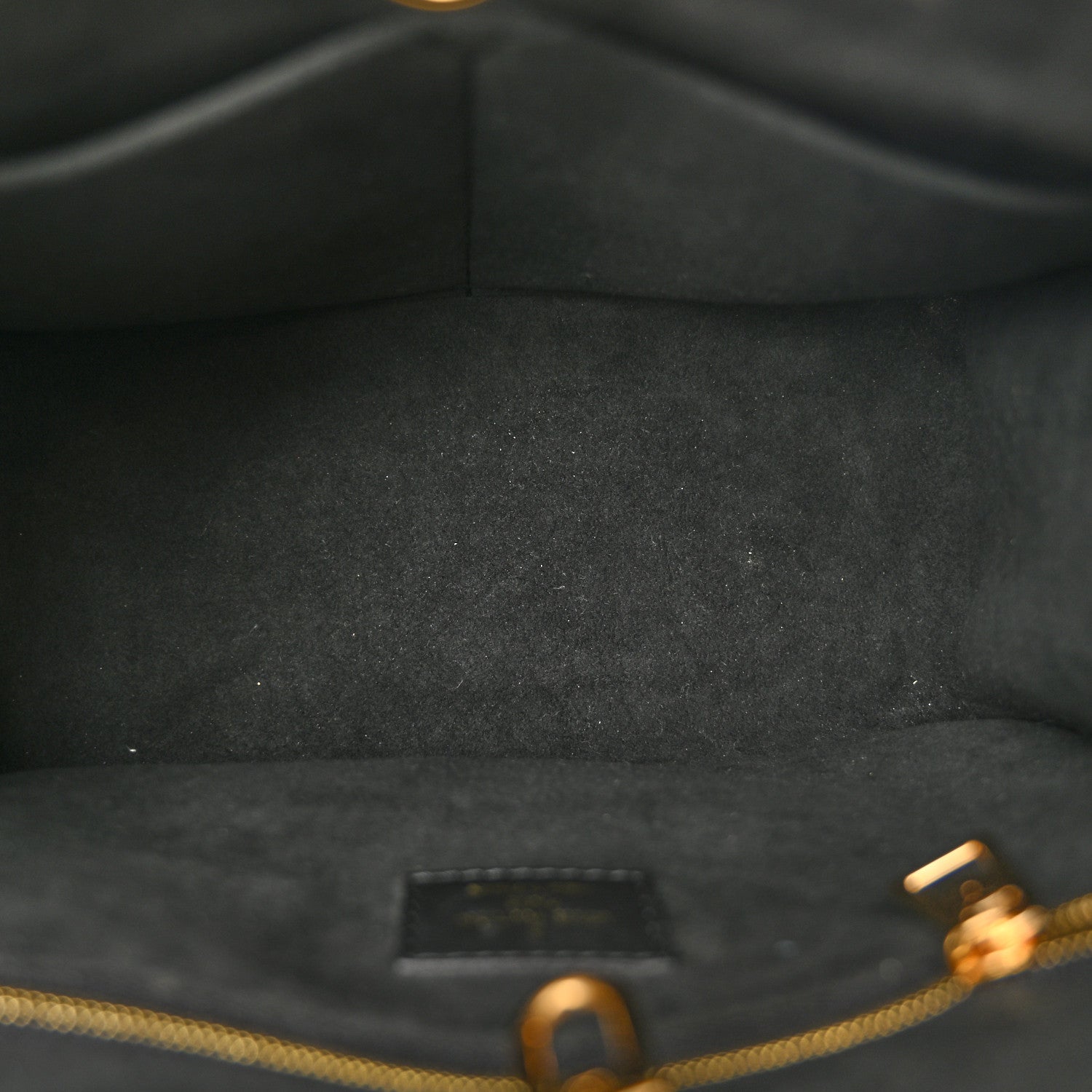 Louis Vuitton Empreinte Monogram Giant Onthego PM Black 5 of 13