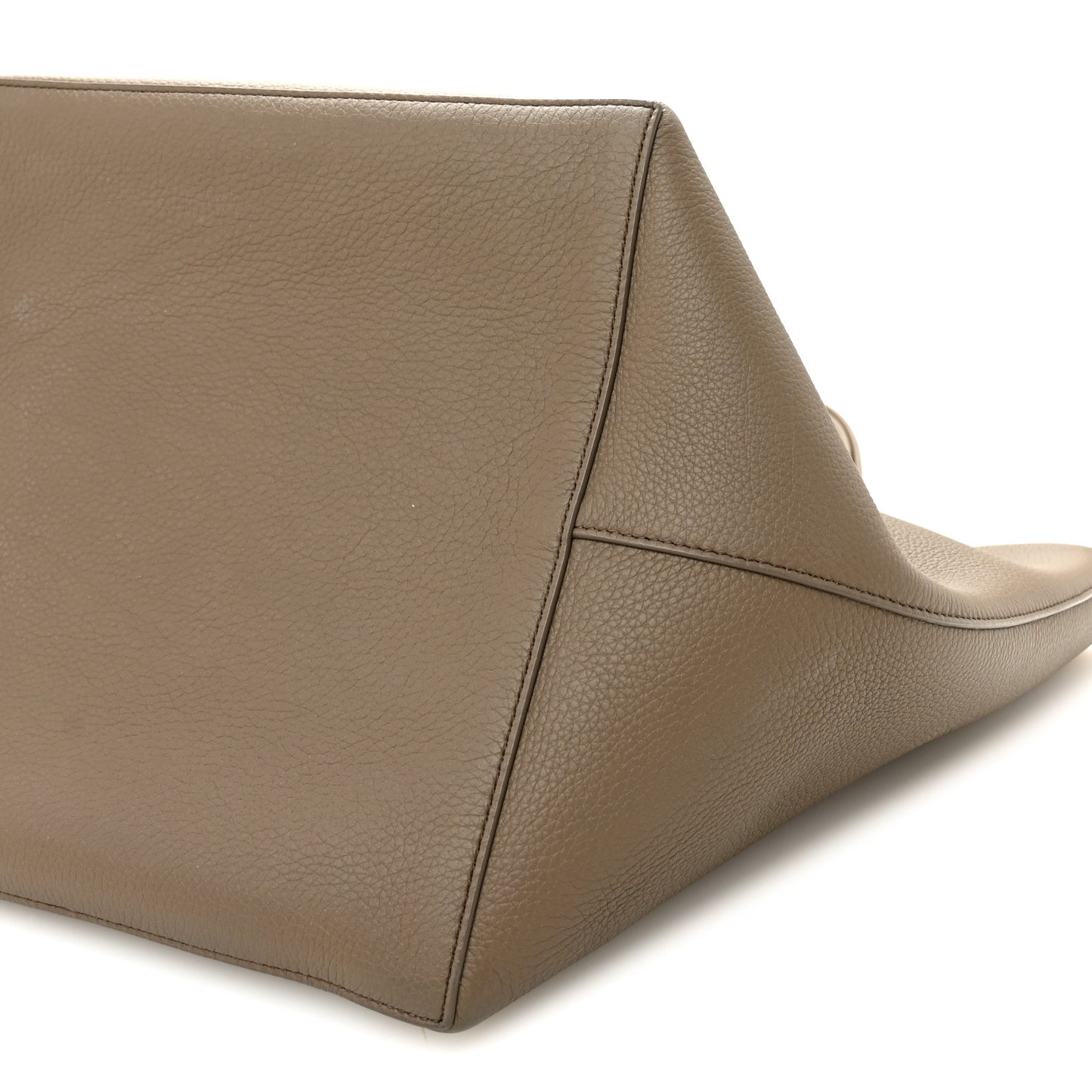 Grained Calfskin Park Tote Three Elephant