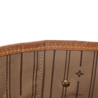 Louis Vuitton Monogram Neverfull MM 22 of 34