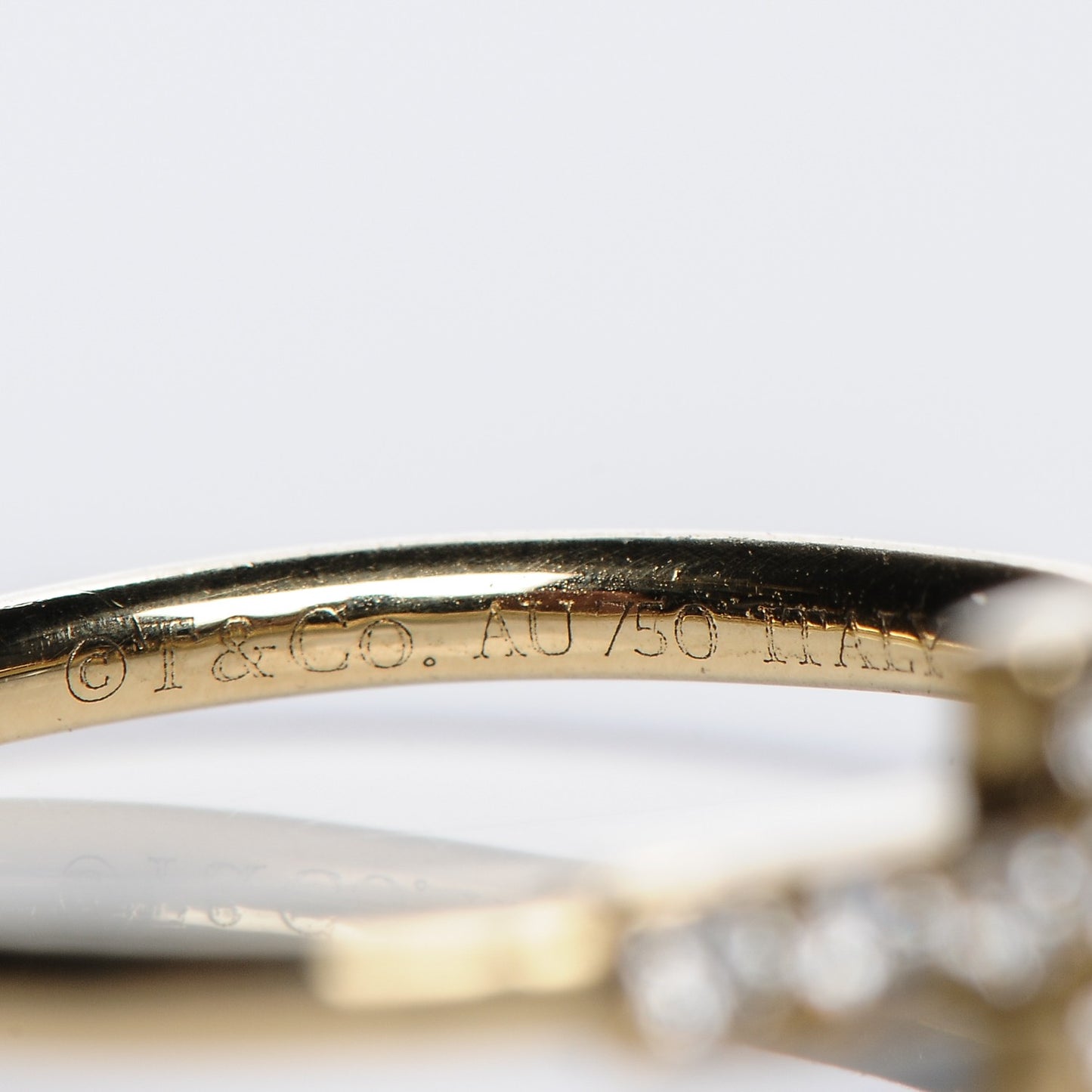 18K Yellow Gold Diamond T Wire Ring 52 6