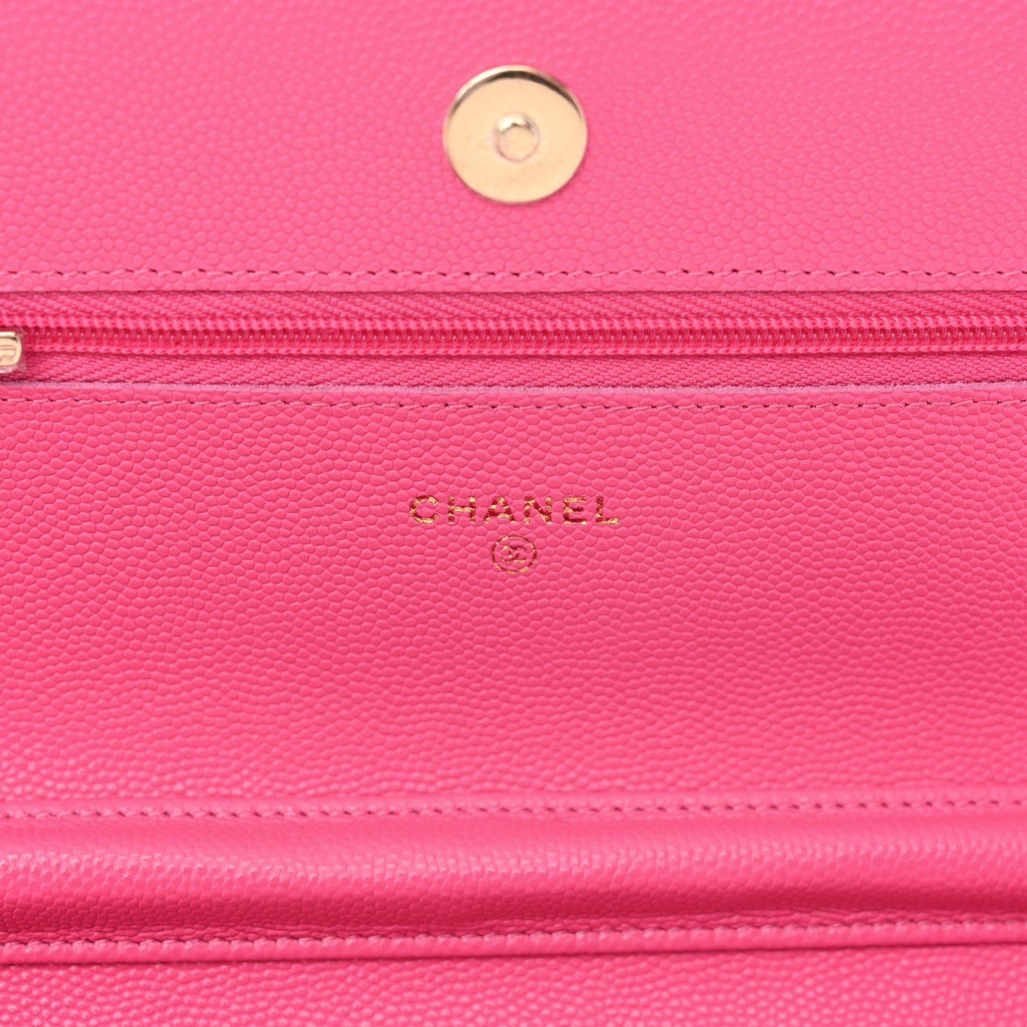 Caviar Quilted Wallet on Chain WOC Pink