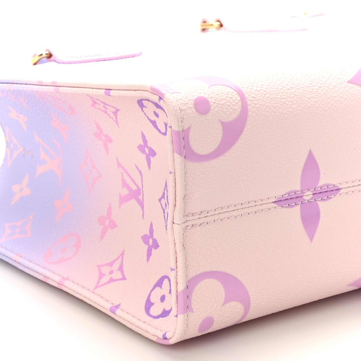 Louis Vuitton Monogram Giant Spring In The City Onthego PM Sunrise Pastel 7 of 8