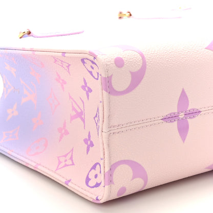 Louis Vuitton Monogram Giant Spring In The City Onthego PM Sunrise Pastel 7 of 8