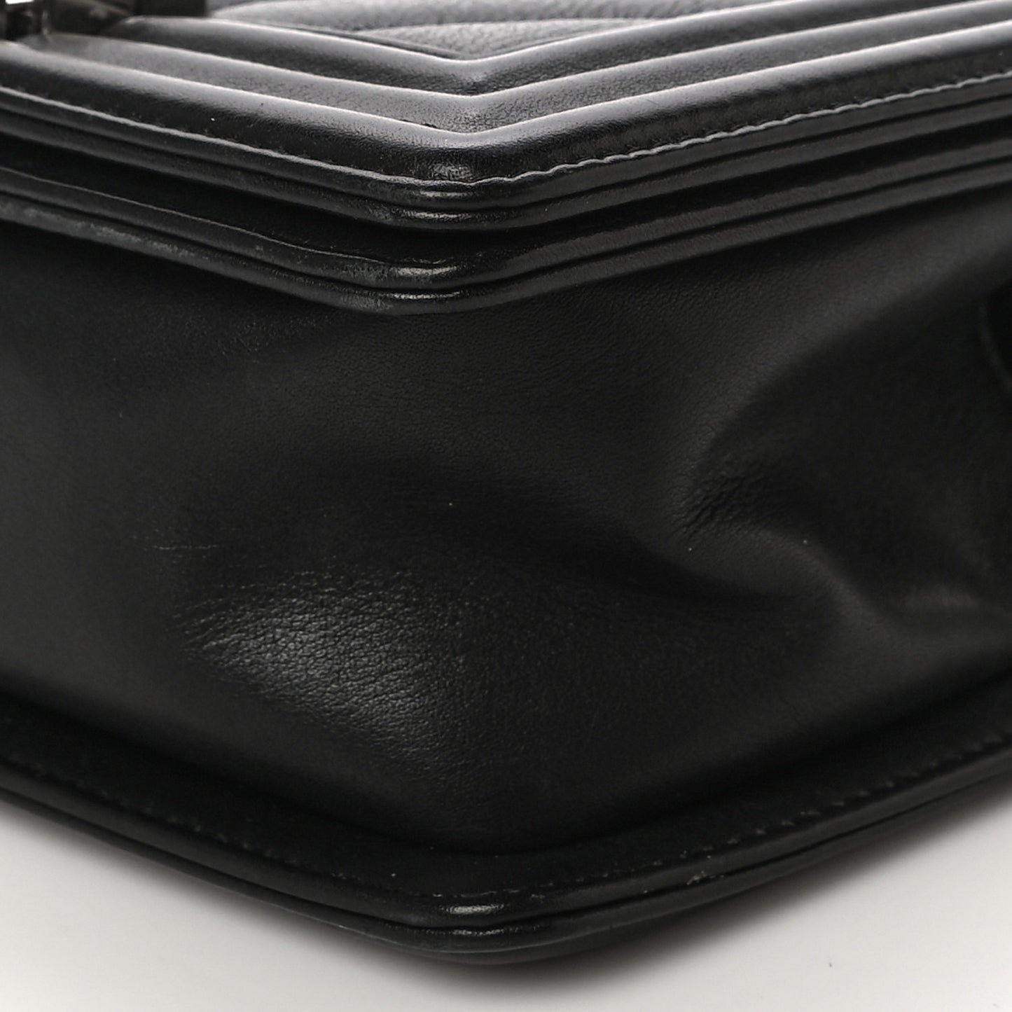 Calfskin Chevron Quilted Small Boy Flap Black