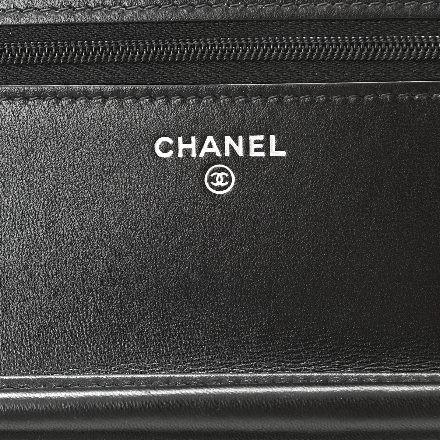 Lambskin Quilted Wallet On Chain WOC Black
