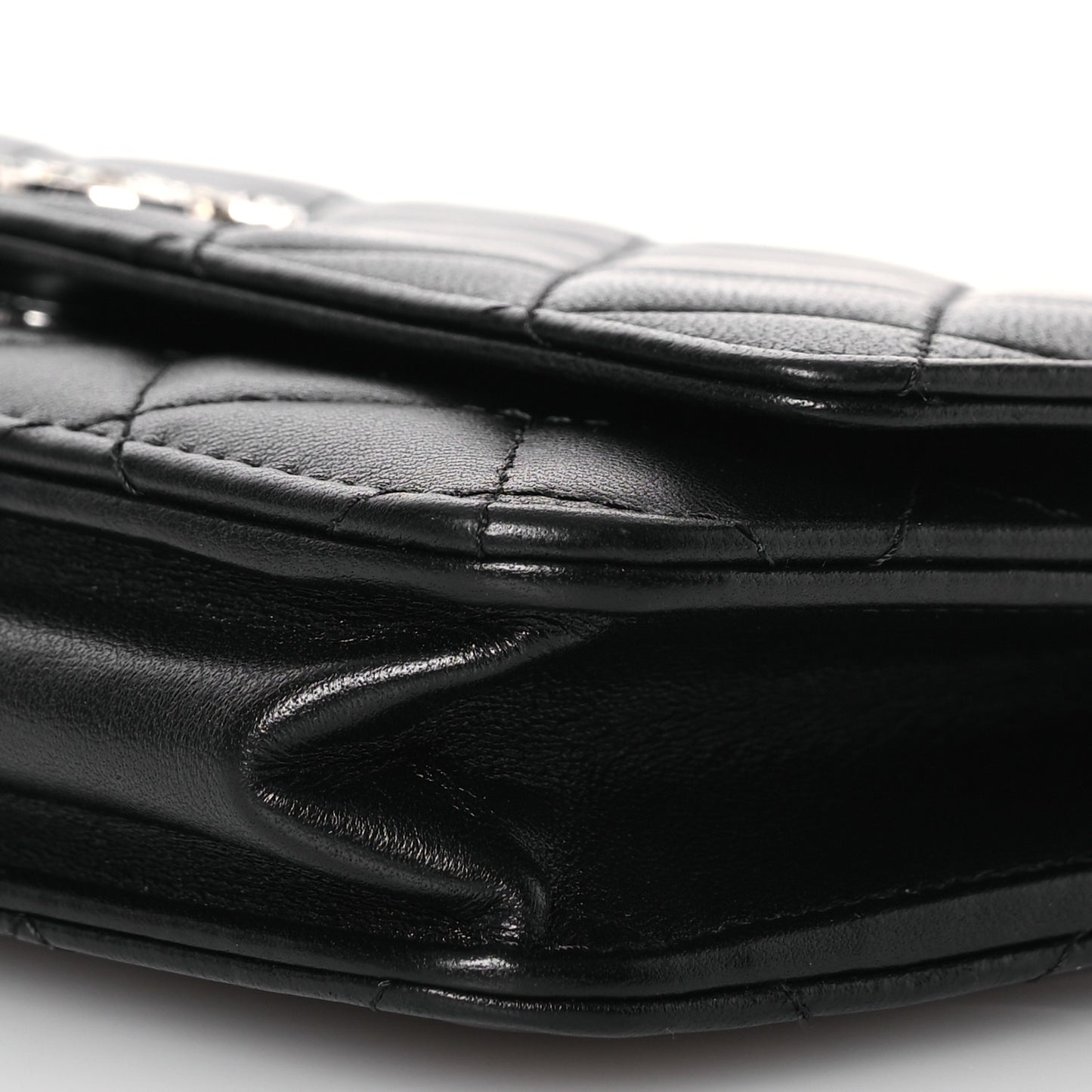 Lambskin Quilted Crystal CC Wallet On Chain WOC Black