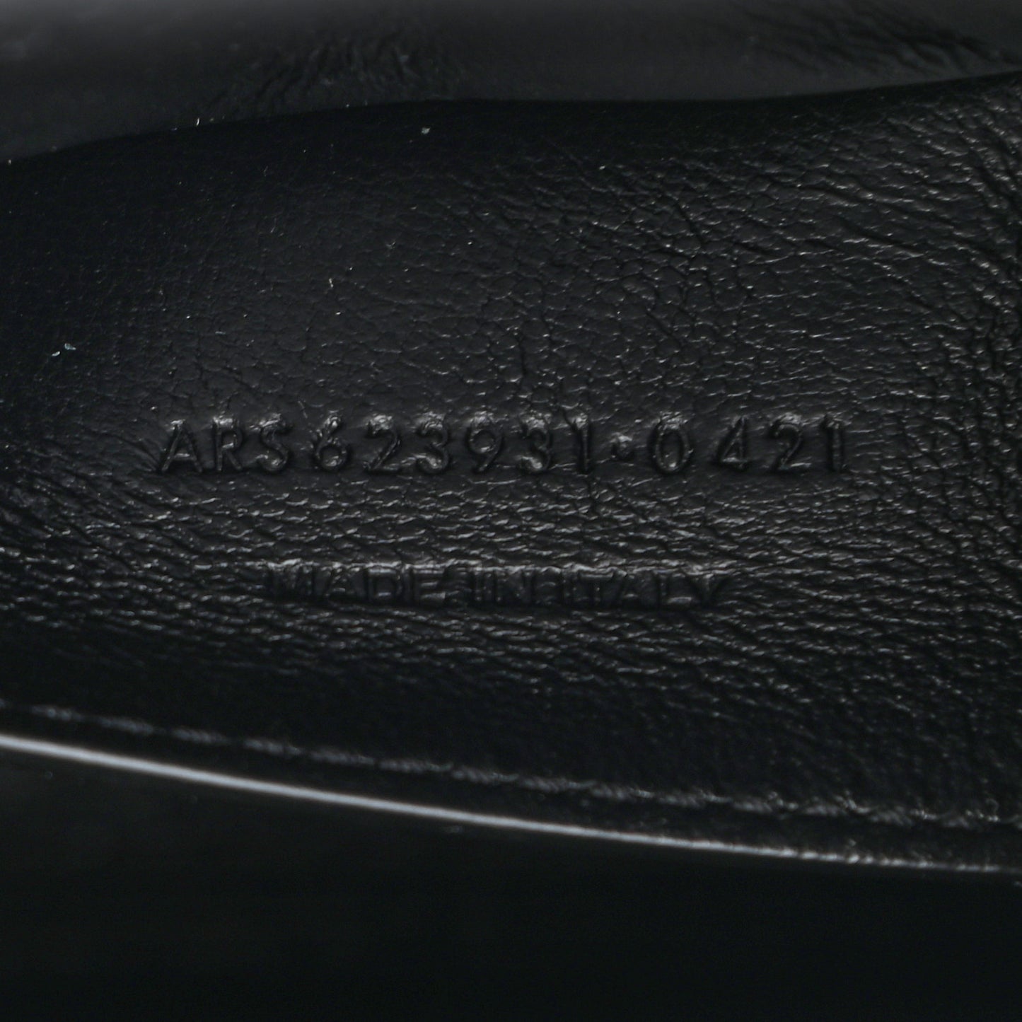 Grain de Poudre Medium Classic Monogram Cassandra Top Handle Black