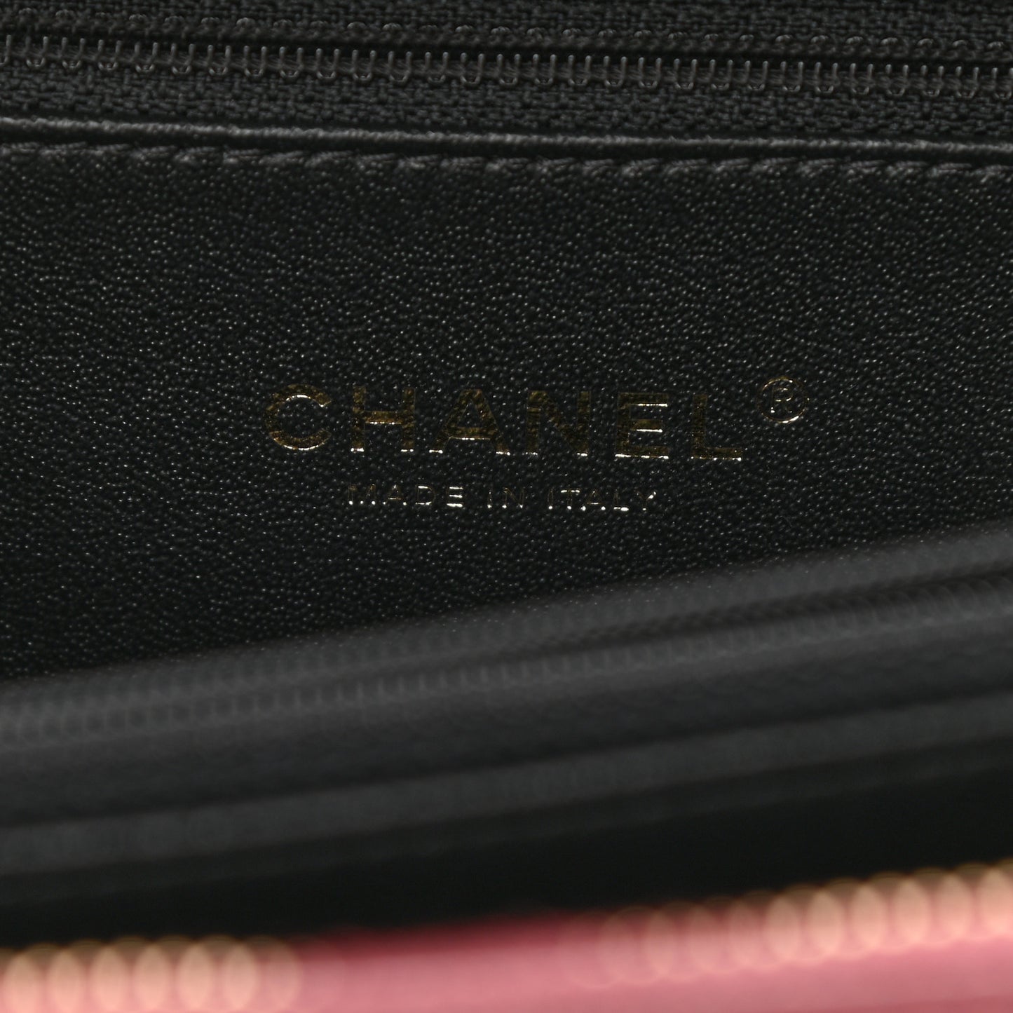 Caviar Quilted Medium CC Filigree Vanity Case Burgundy Black
