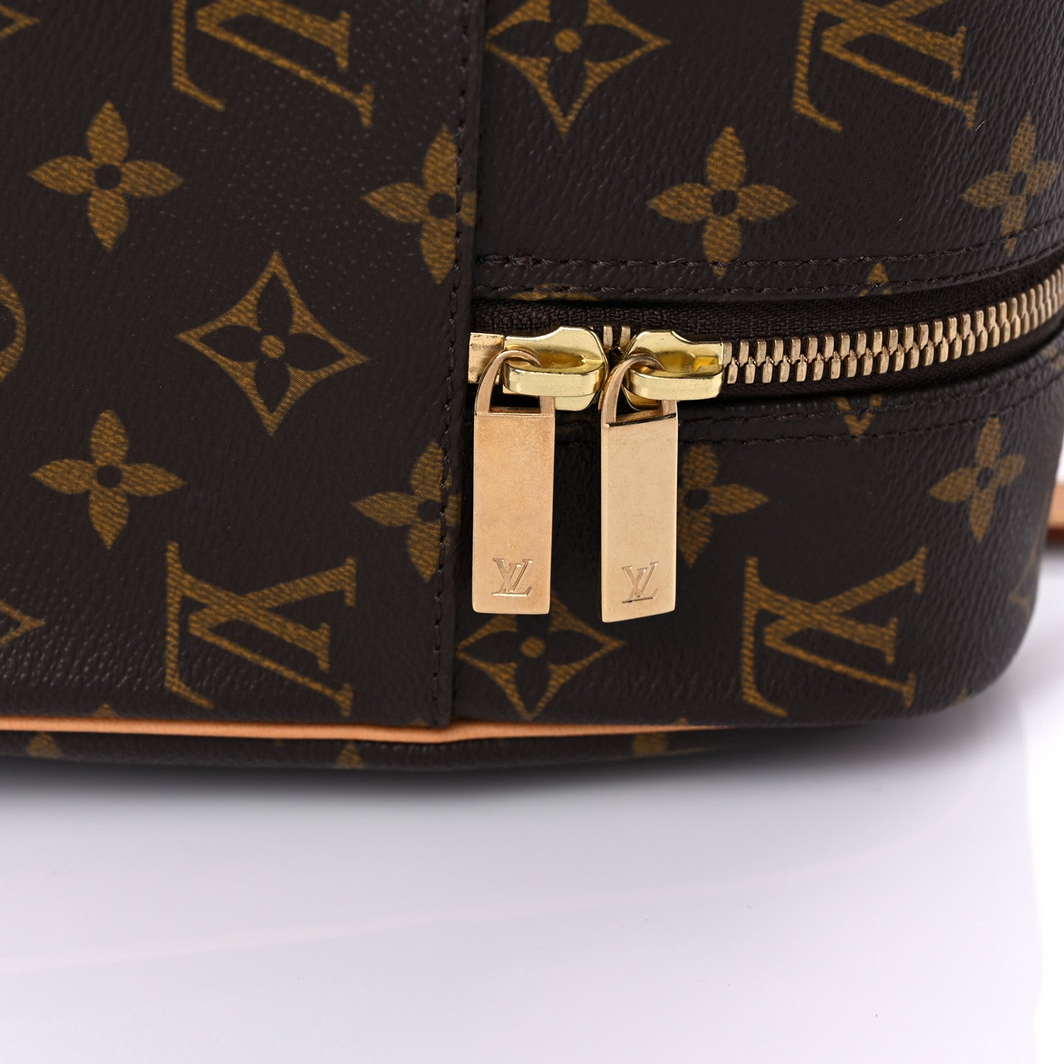 Louis Vuitton Monogram Cite GM 15 of 24