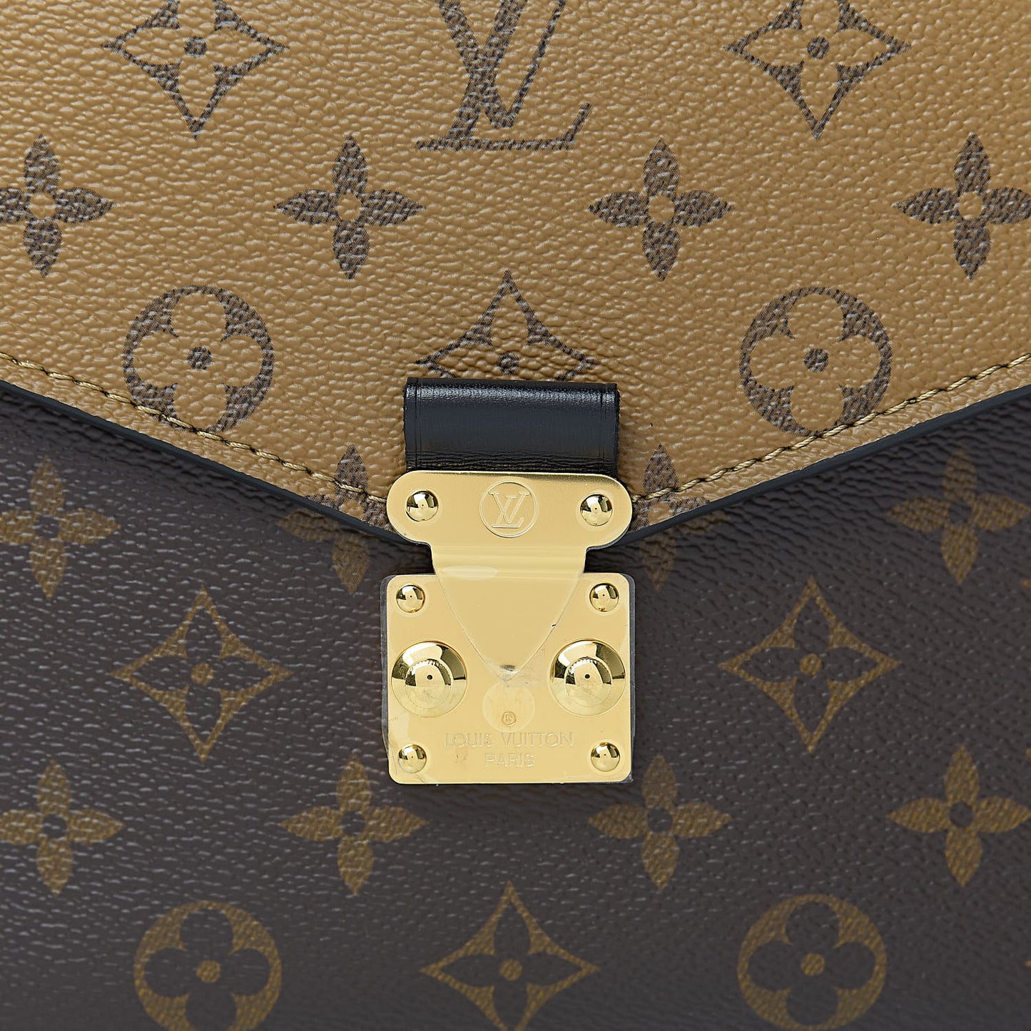 Reverse Monogram Pochette Metis