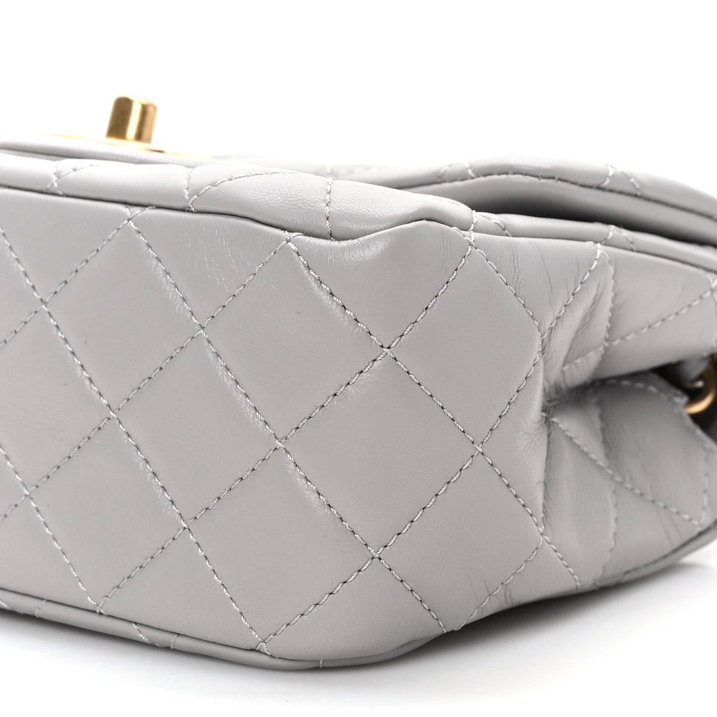 Lambskin Quilted Mini Pearl Crush Flap Light Grey