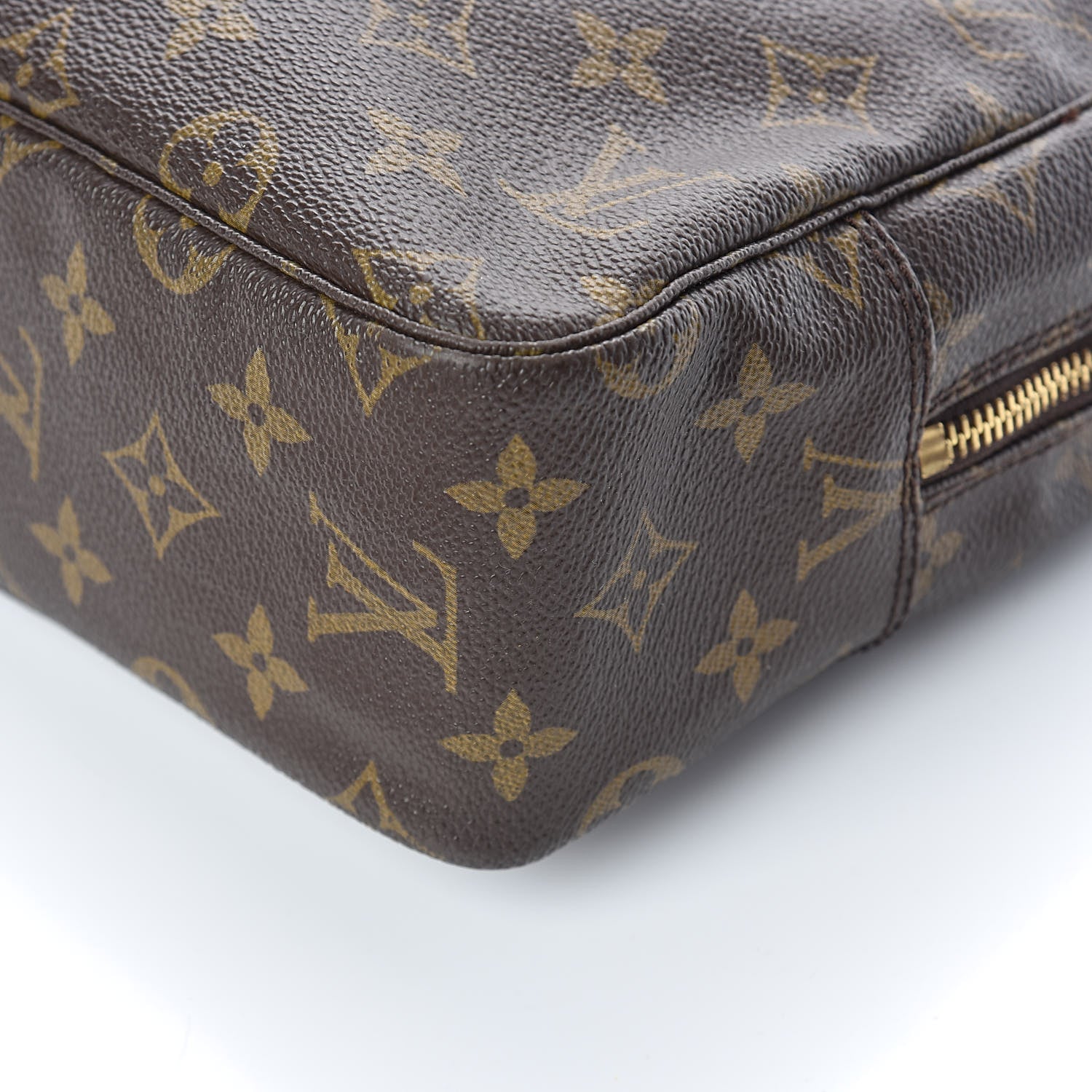 Louis Vuitton Monogram Trousse Toilette 28 8 of 8