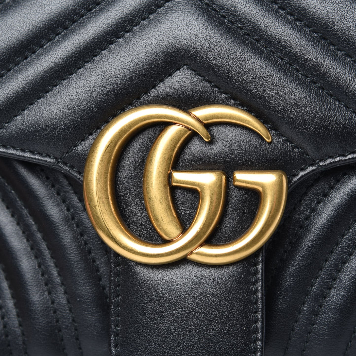 Calfskin Matelasse Small GG Marmont Shoulder Bag Black