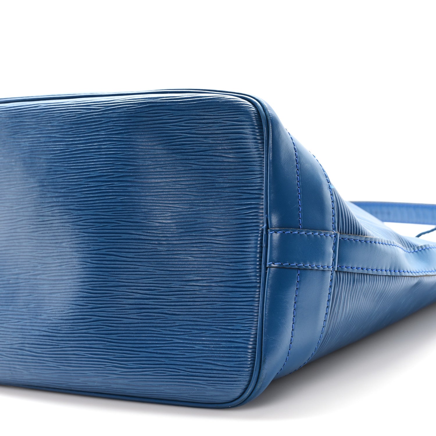 Louis Vuitton Epi Noe Toledo 9 of 9