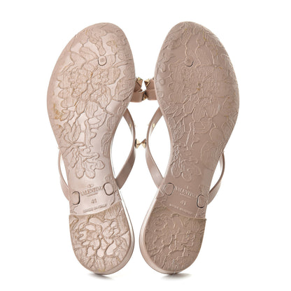 Valentino Garavani PVC Jelly Rockstud Bow Thong Sandals 41 Poudre 5 of 10
