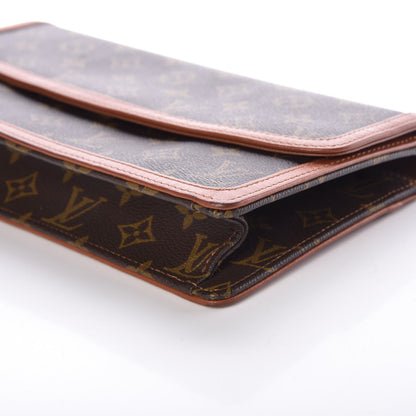 Louis Vuitton Monogram Pochette Dame 29 9 of 9