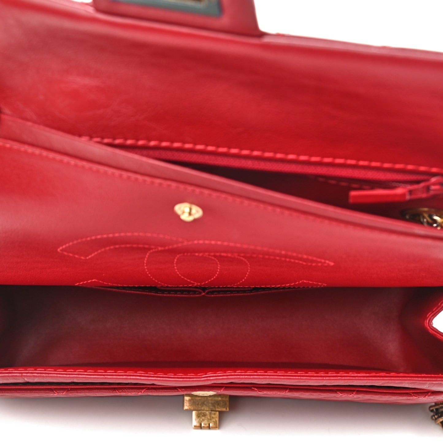 Aged Calfskin Quilted 2.55 Reissue 225 Flap Red