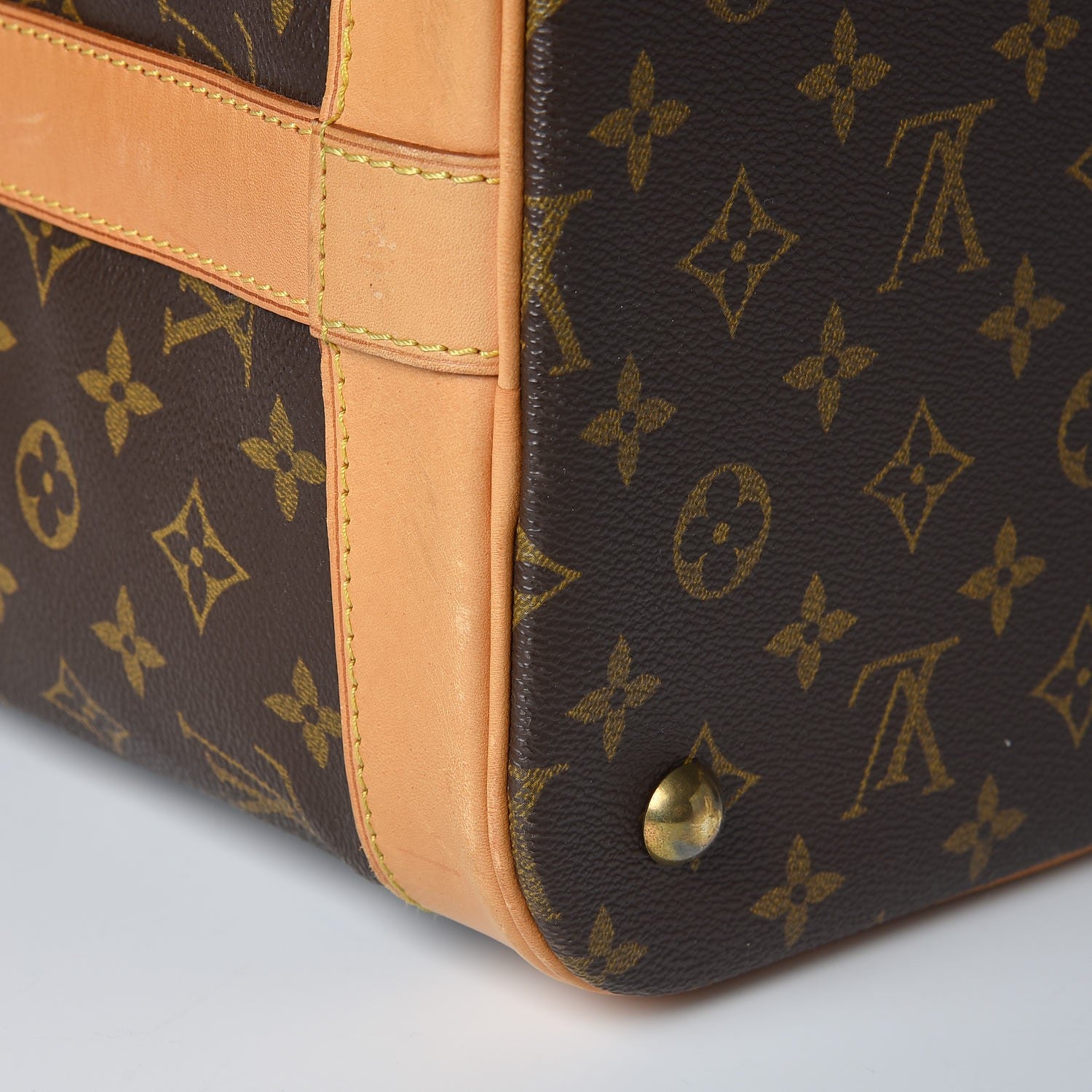 Louis Vuitton Monogram Cruiser 40 18 of 18