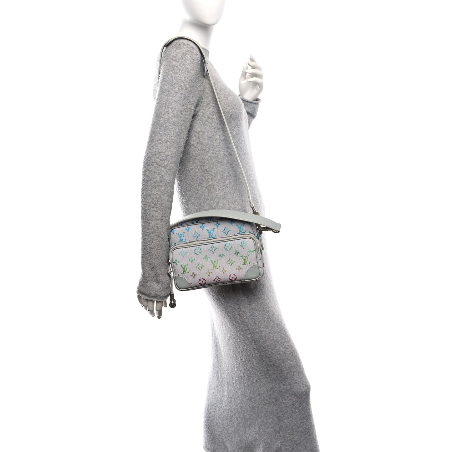 Monogram Iridescent Nil Gradient Grey
